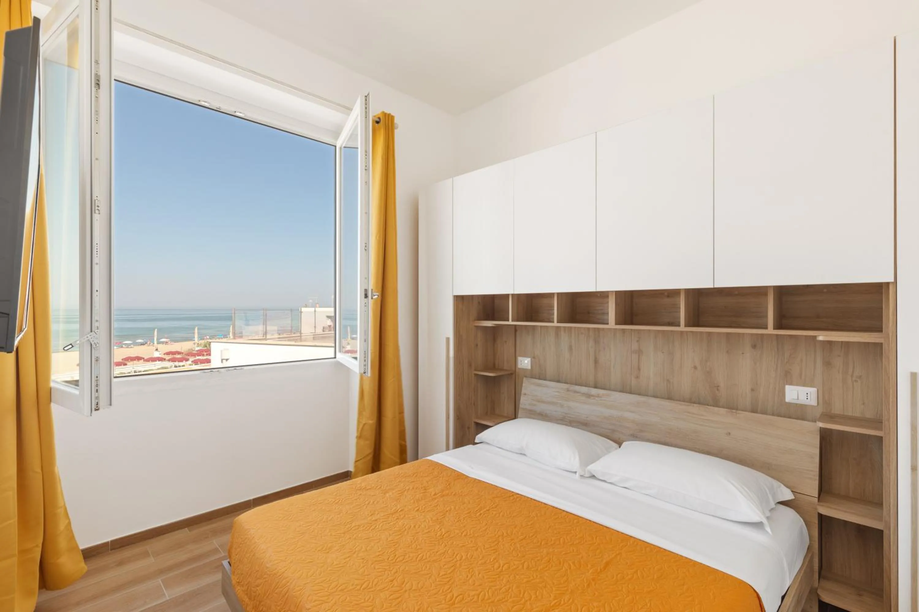 Bed in Residence Torvaianica