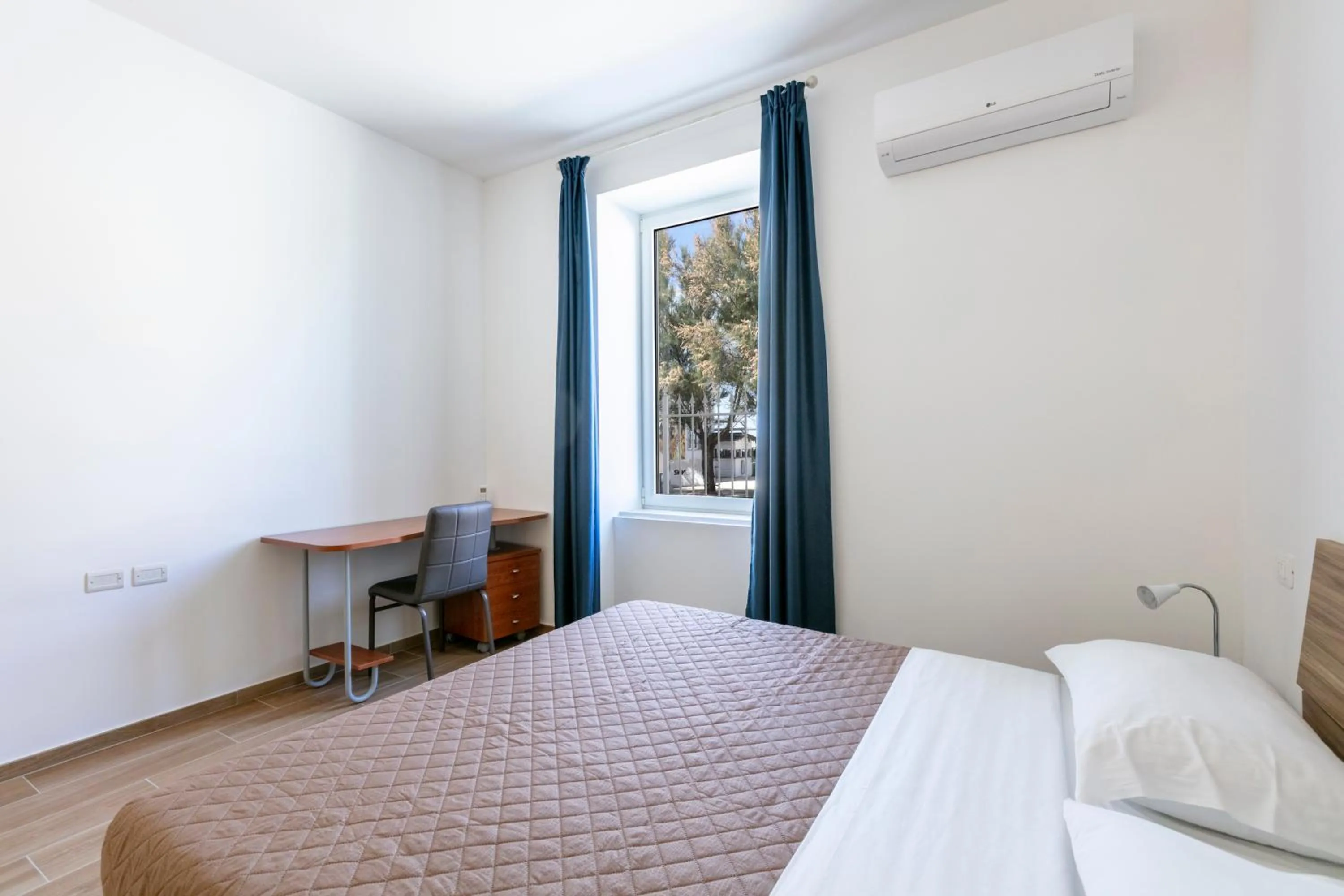 Bed in Residence Torvaianica