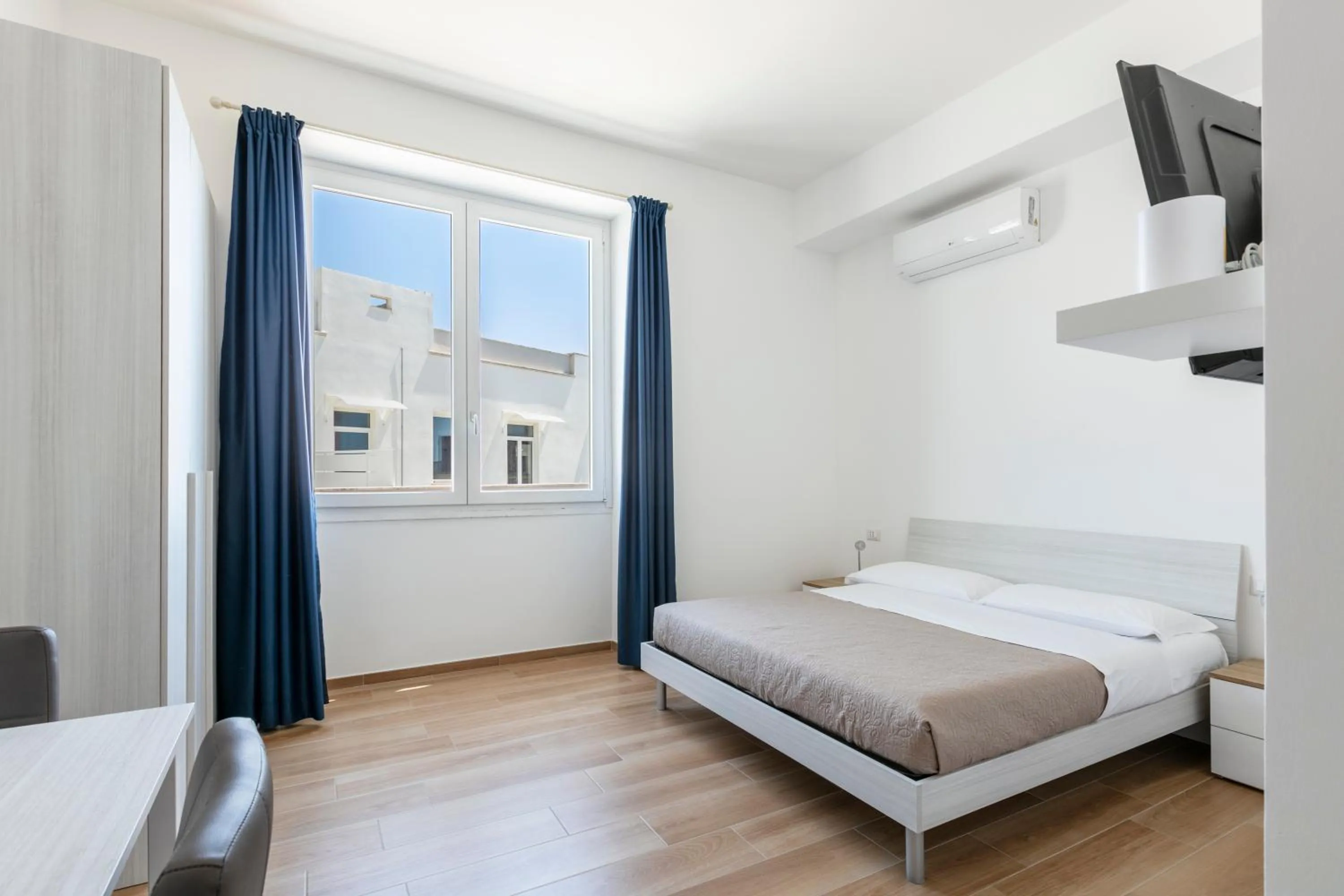 Bed in Residence Torvaianica