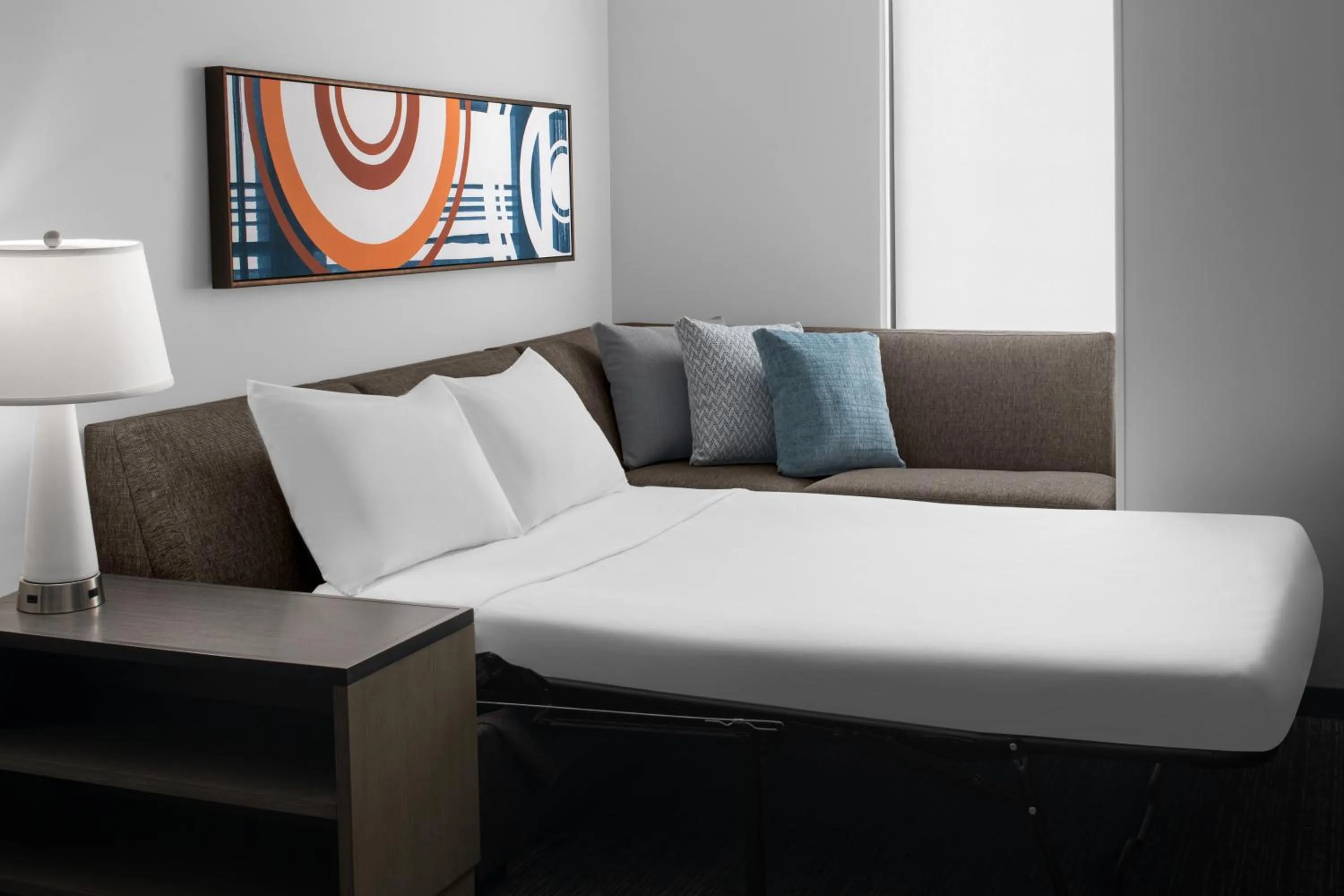 Living room, Bed in Hyatt House Lansing-University Area