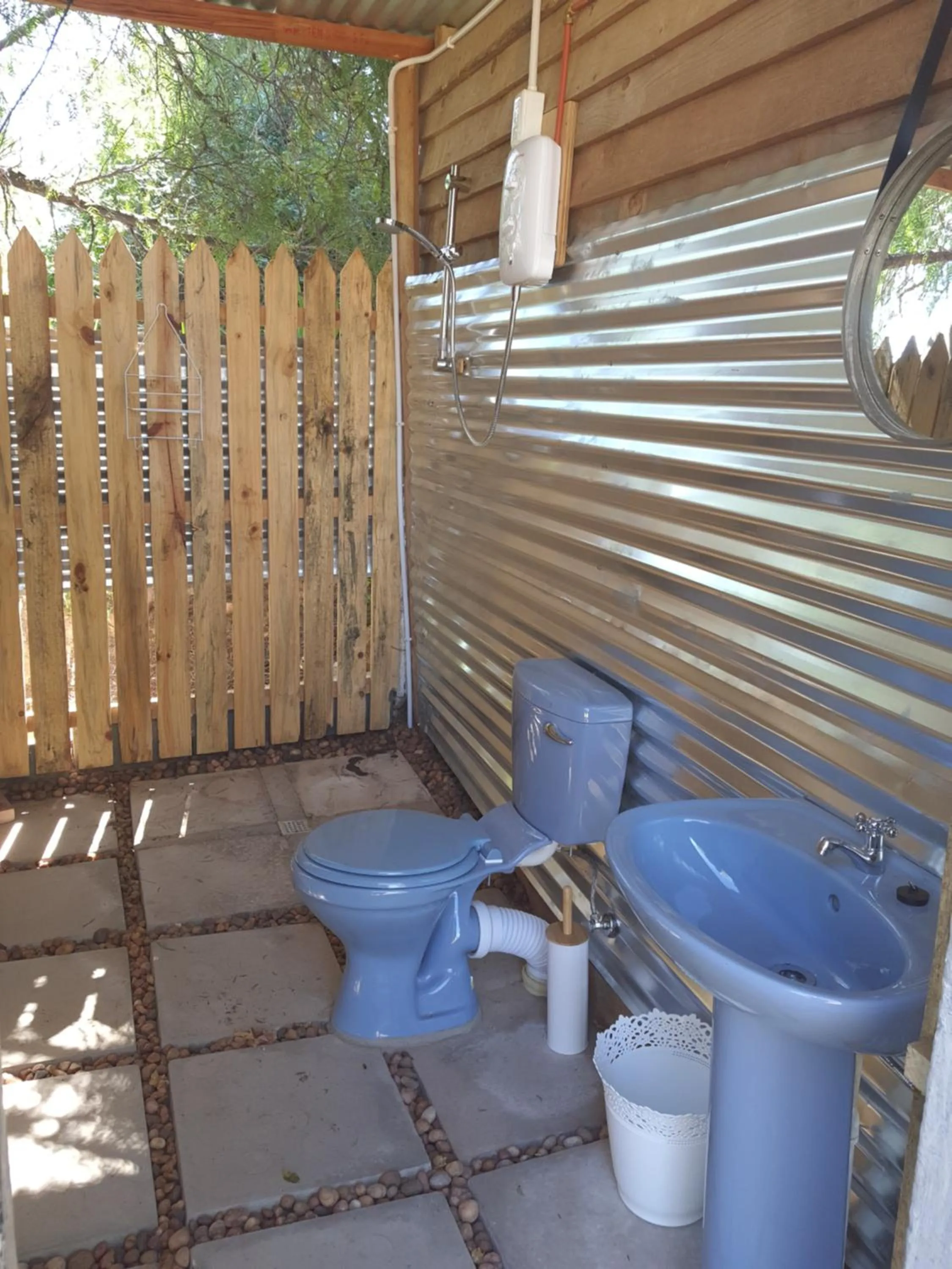 Oasis Shanti Backpackers