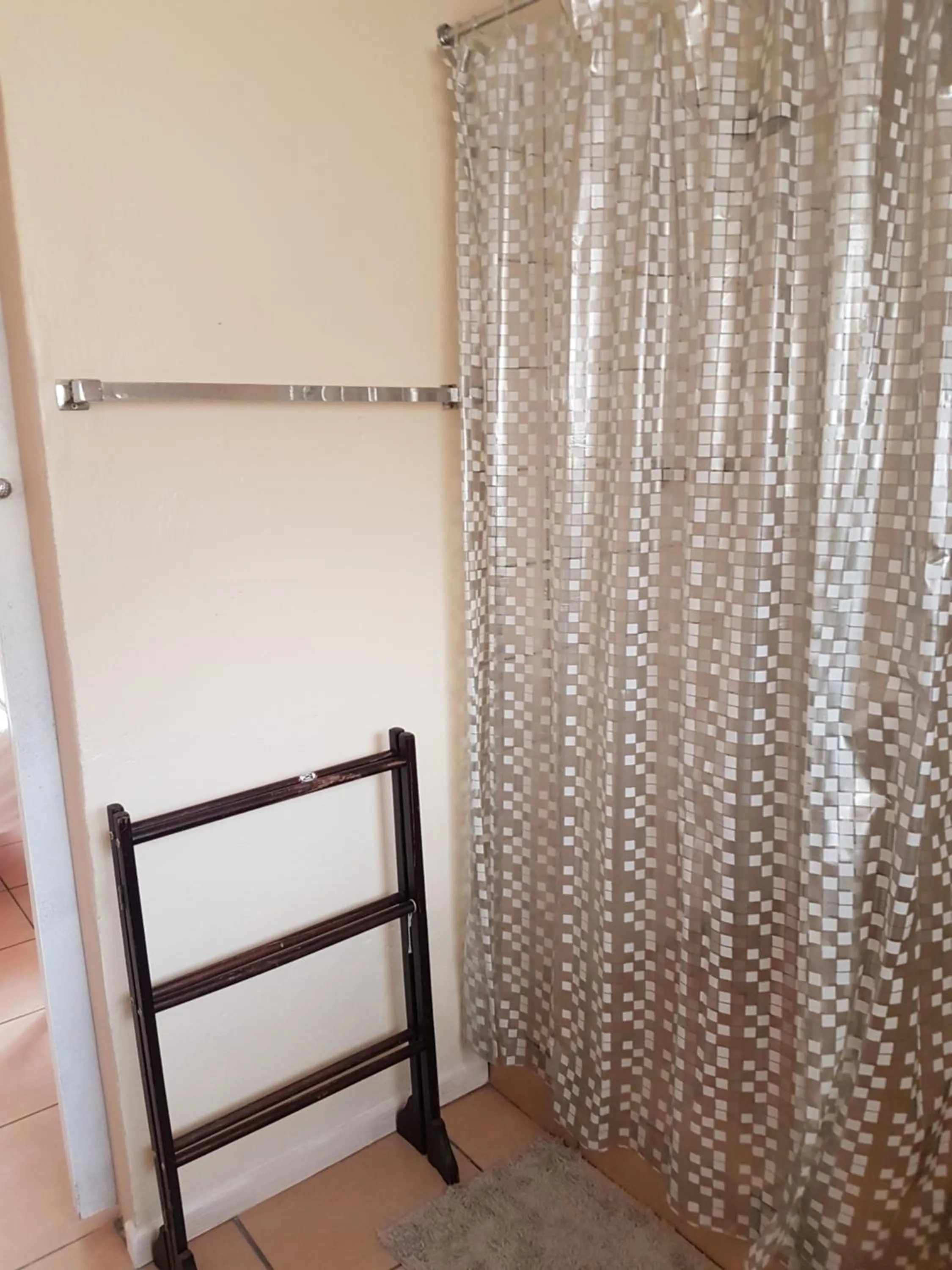 Bathroom in Oasis Shanti Backpackers