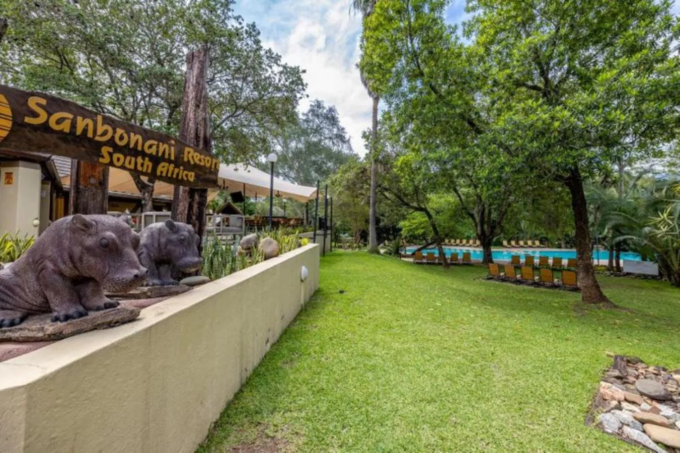 Property building in Sanbonani Hotel