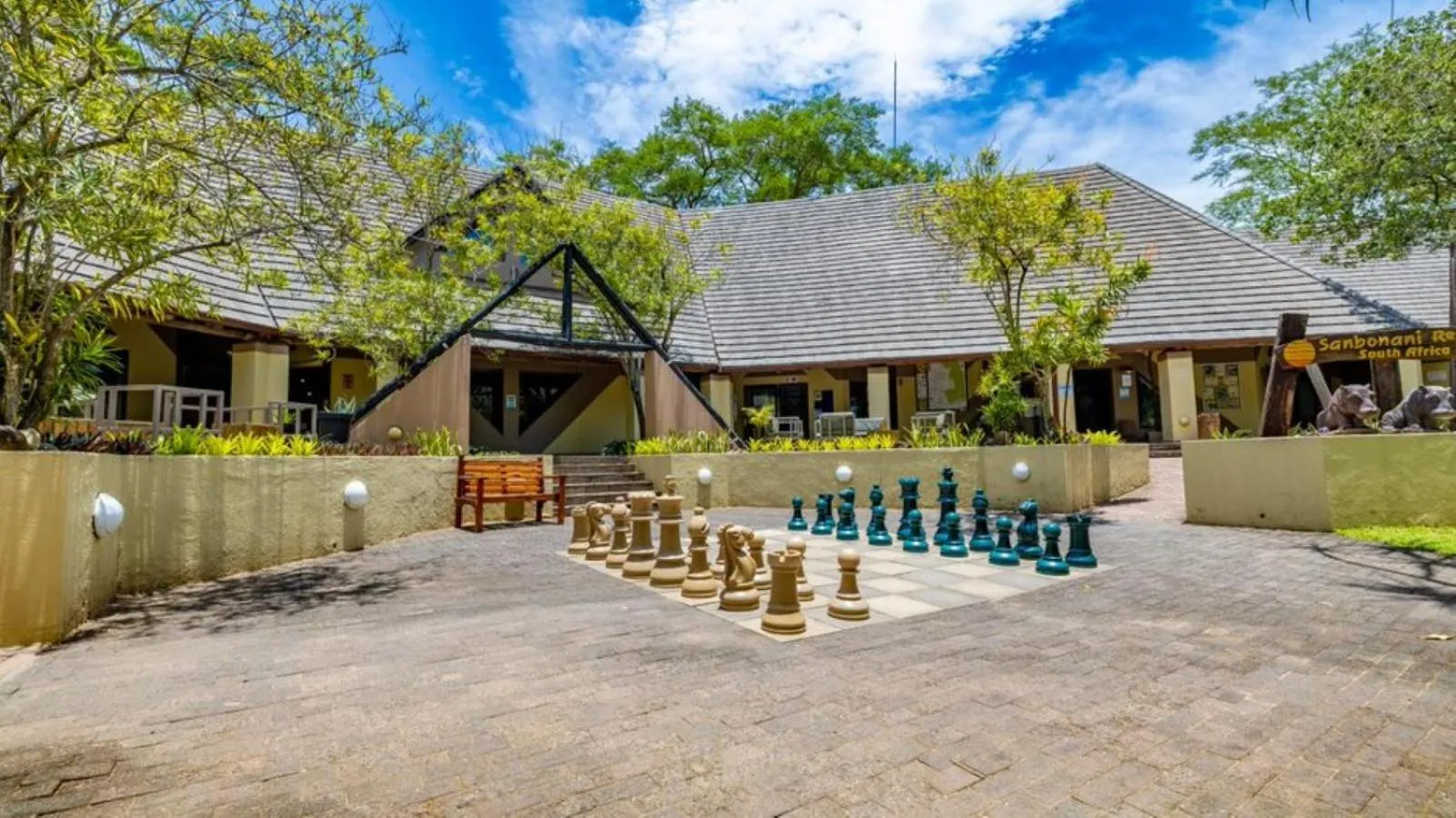 Activities in Sanbonani Hotel