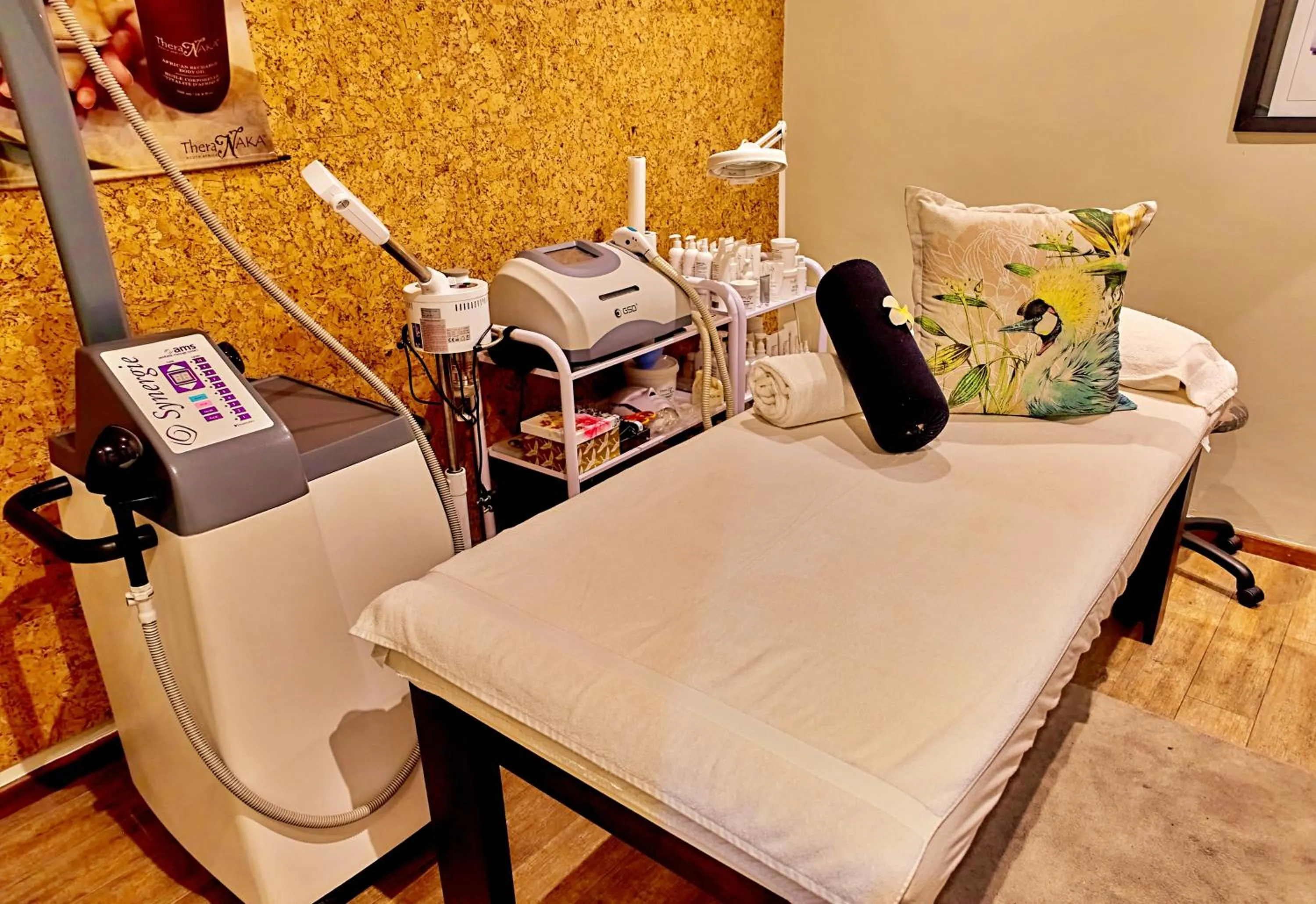 Massage in Sanbonani Hotel