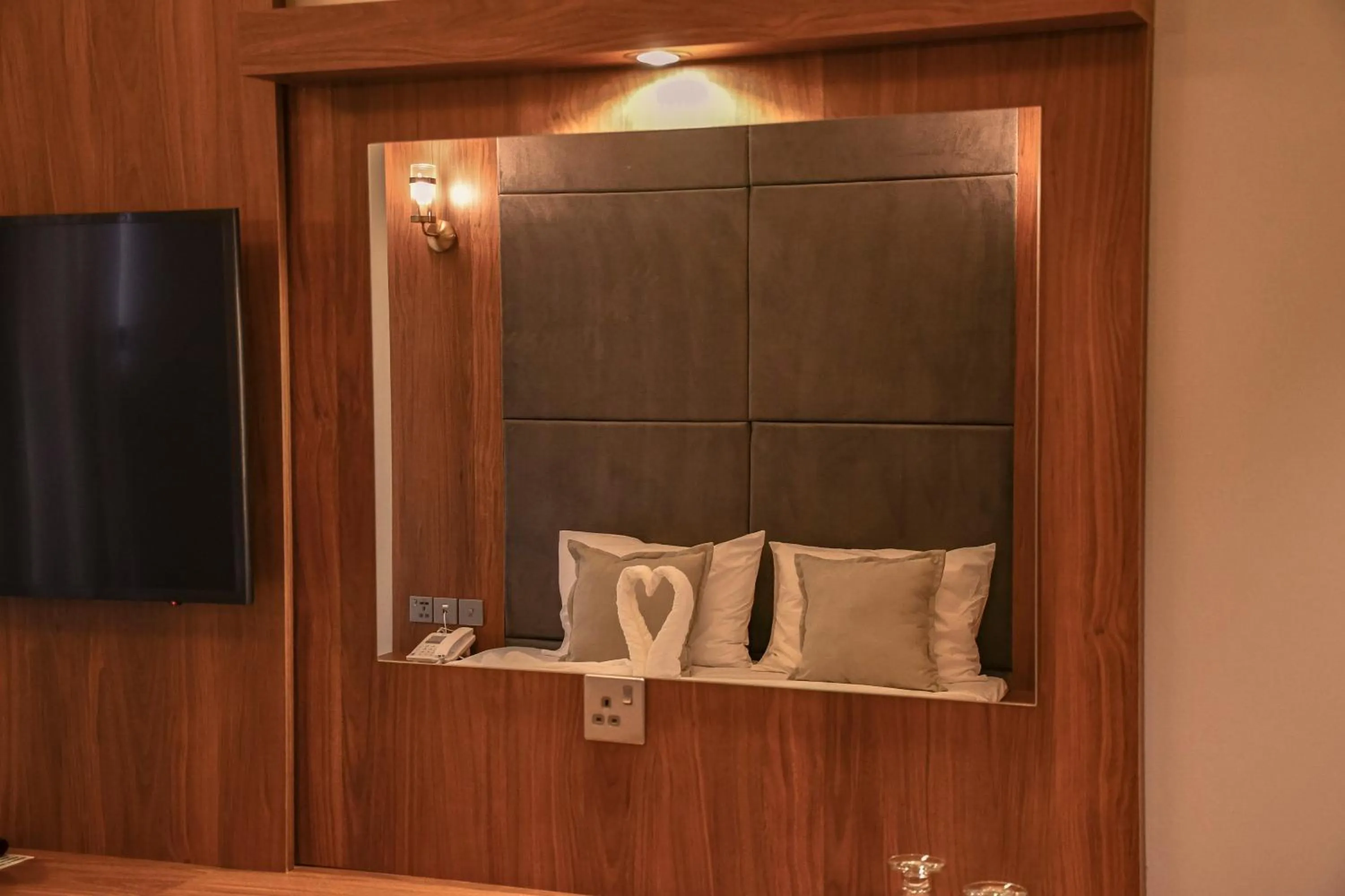 wardrobe in Mimoza Beach Hotel