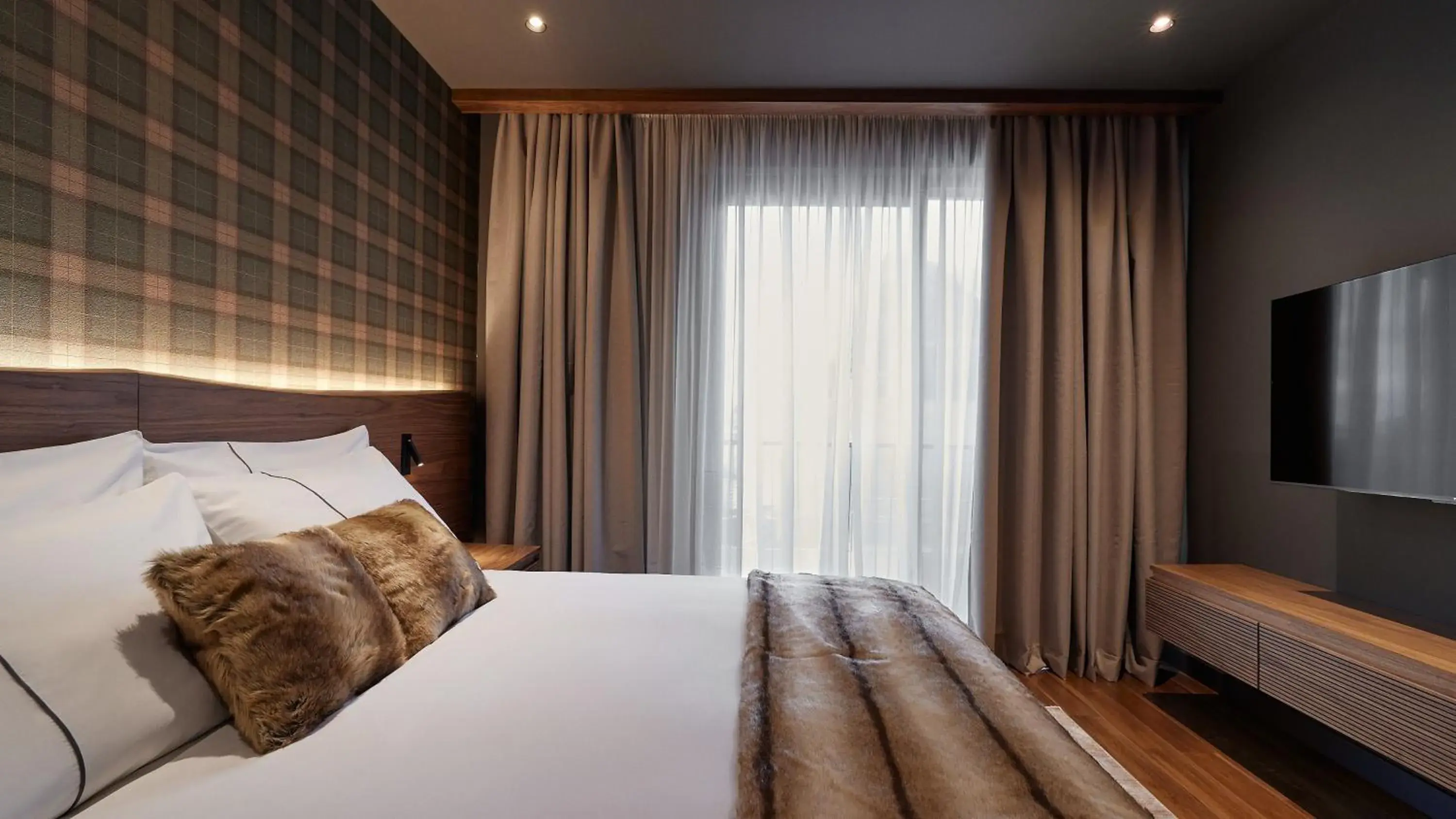 Luxury King room With Large Terrace in Bor Hotel by Karisma Luxury King room With Large Terrace in Bor Hotel by Karisma