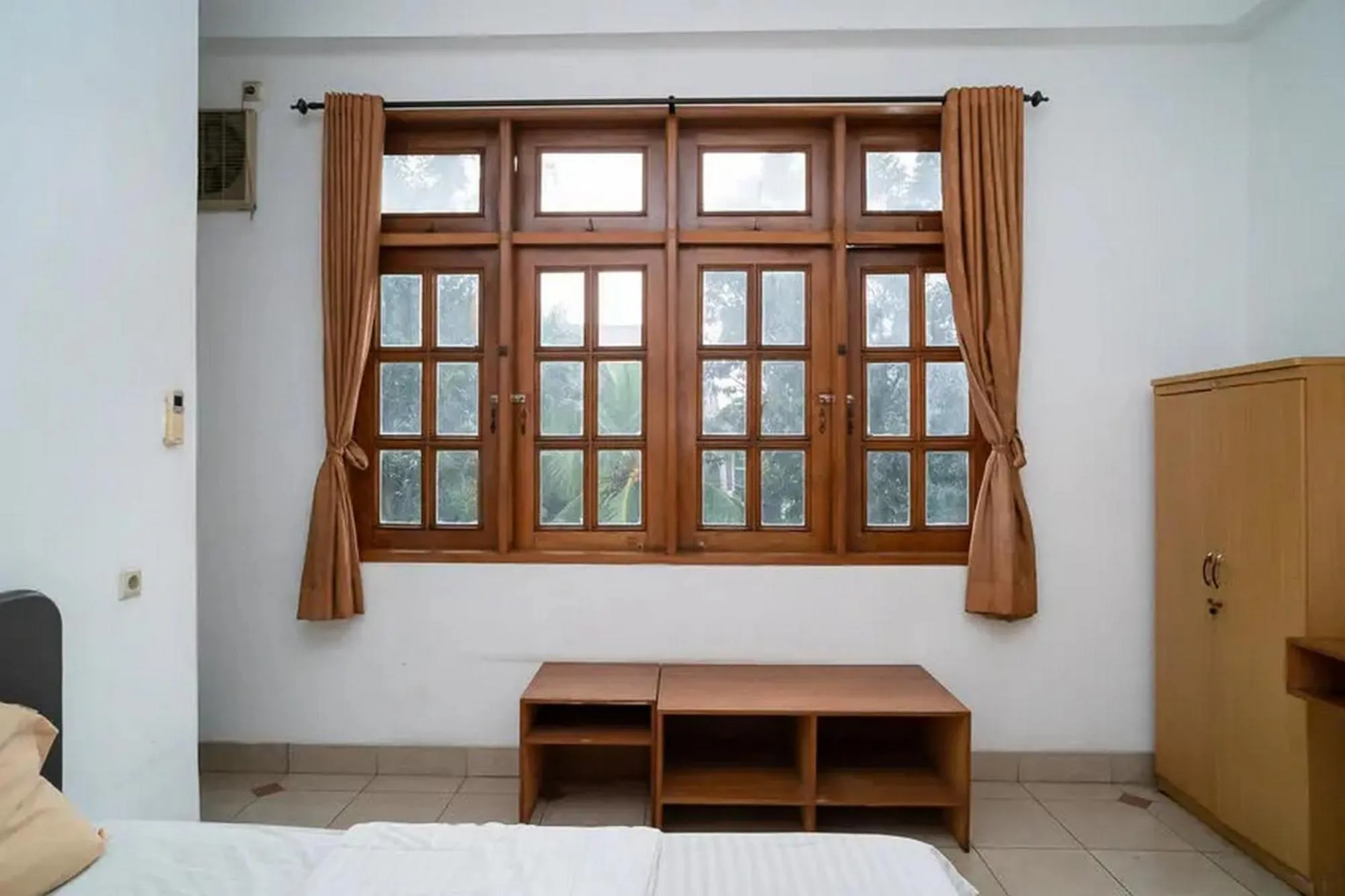 Bedroom in Puri Saras Bintaro Syariah Mitra RedDoorz