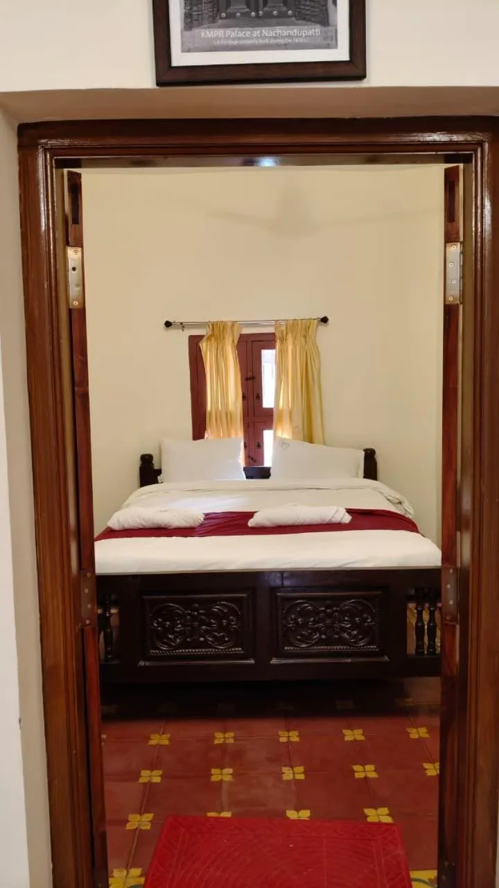 Bed in CHETTINAD HERITAGE WELLNESS RESORTS