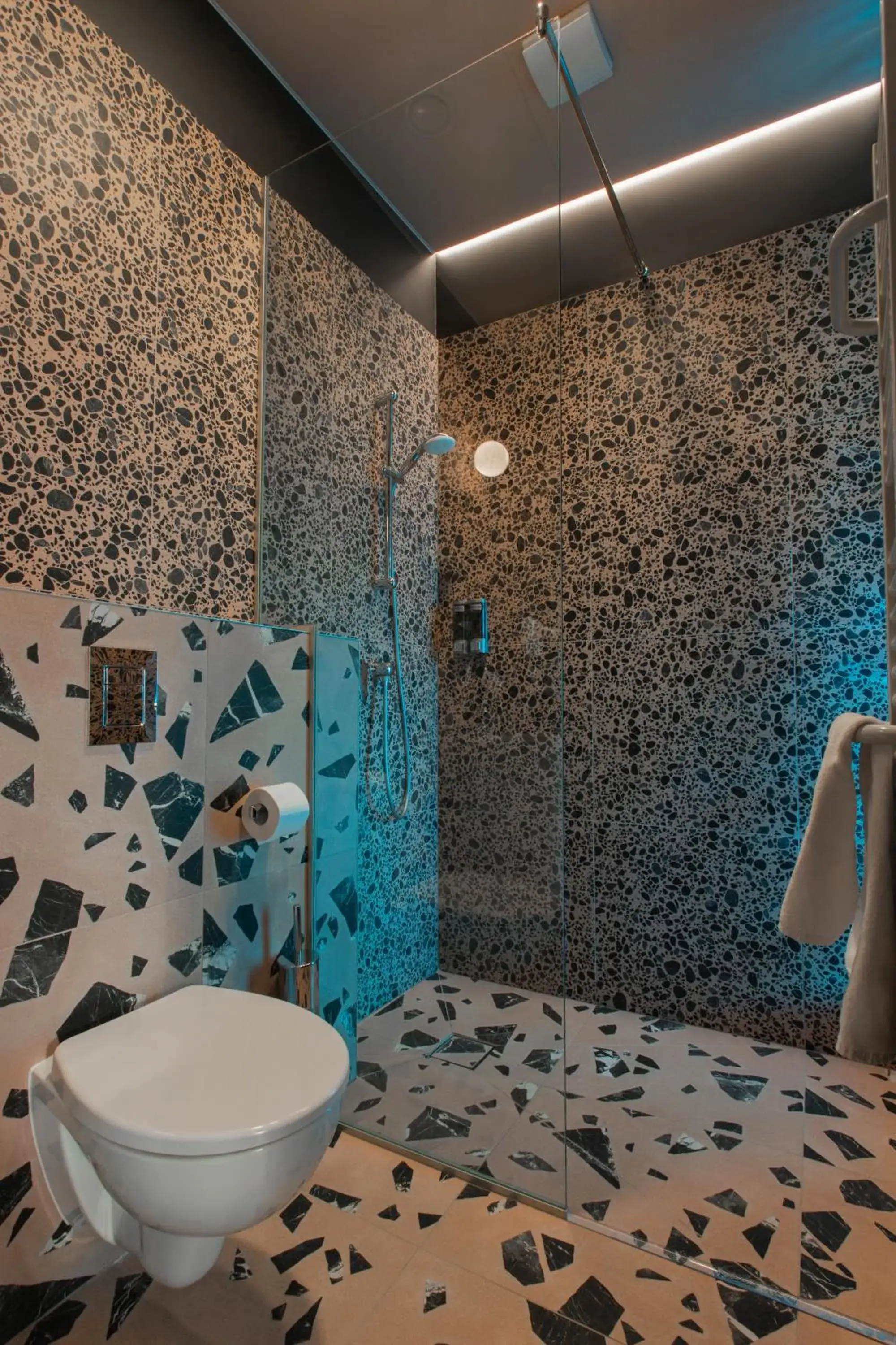 Double Room with Private Bathroom - single occupancy in Resume apartments Double Room with Private Bathroom - single occupancy in Resume apartments