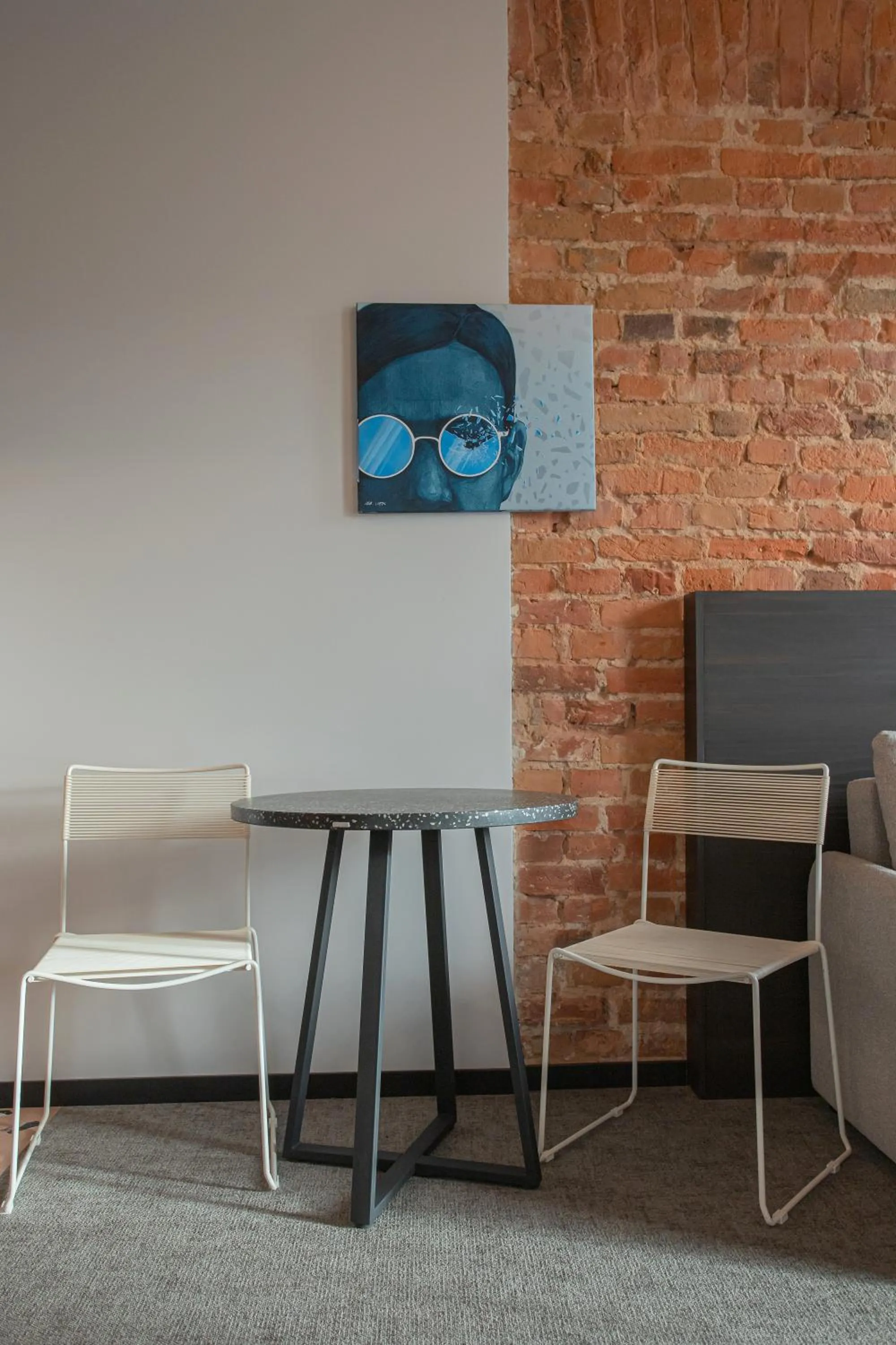 Dining area in Resume apartments