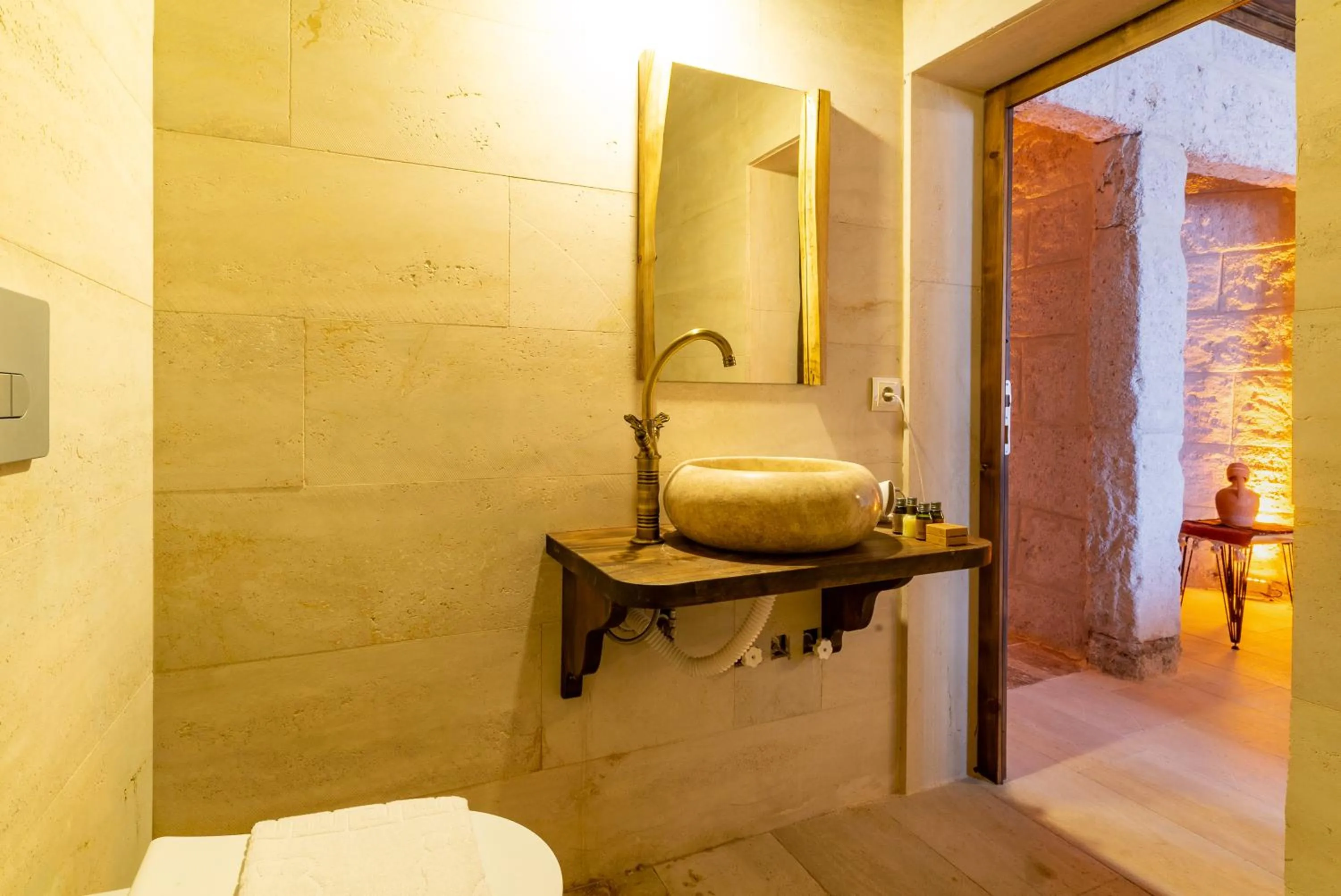 Bathroom in Cappadocia Snora Cave