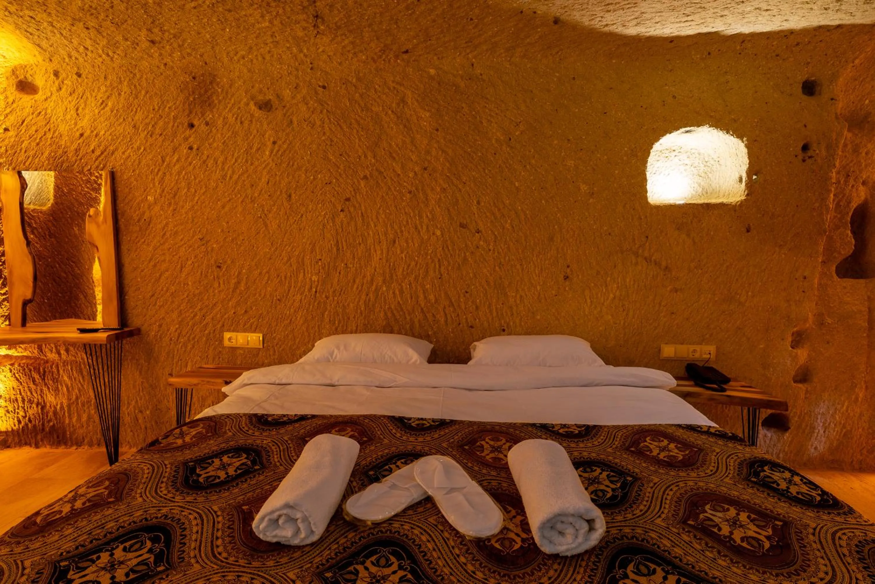 Bed in Cappadocia Snora Cave