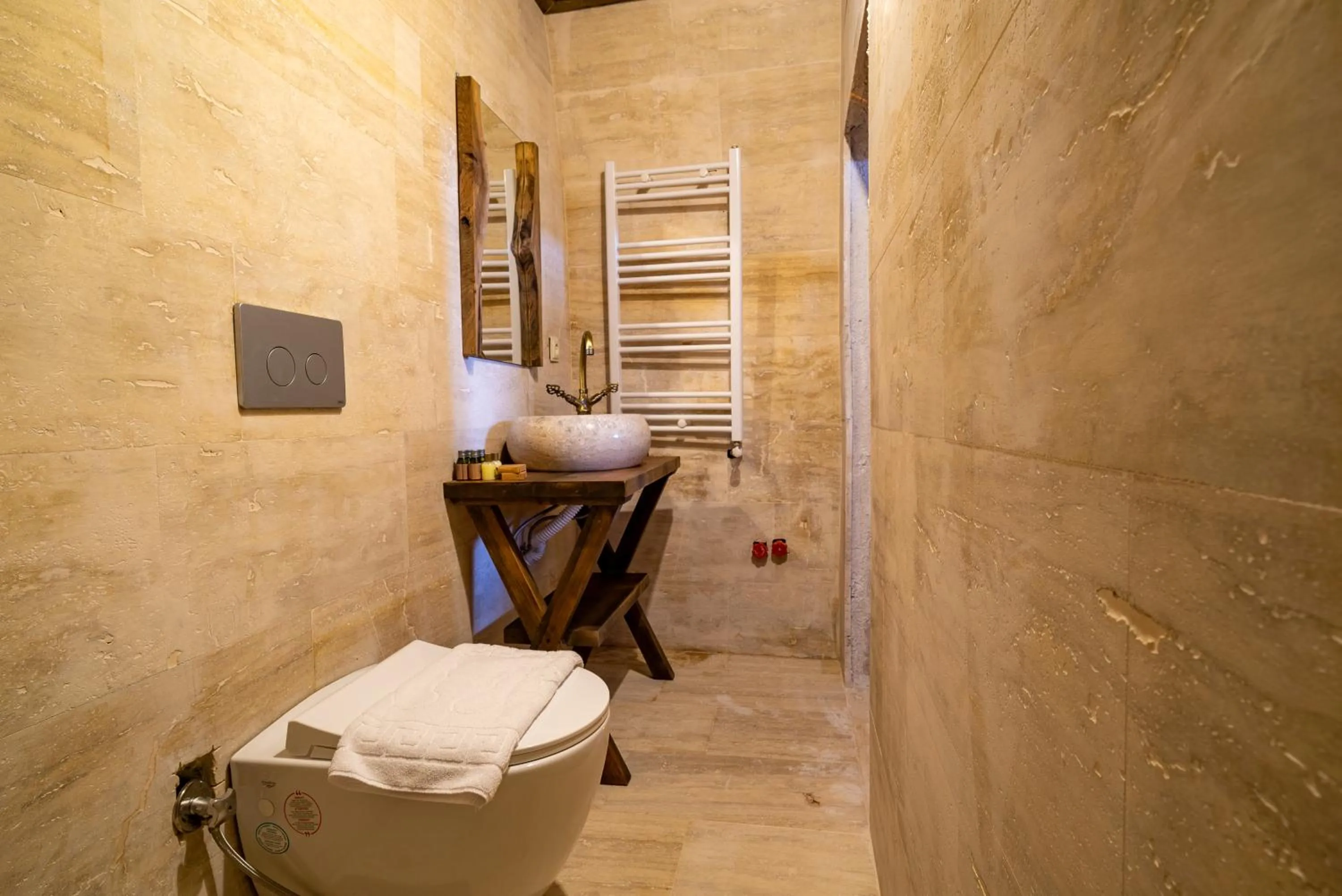 Bathroom in Cappadocia Snora Cave