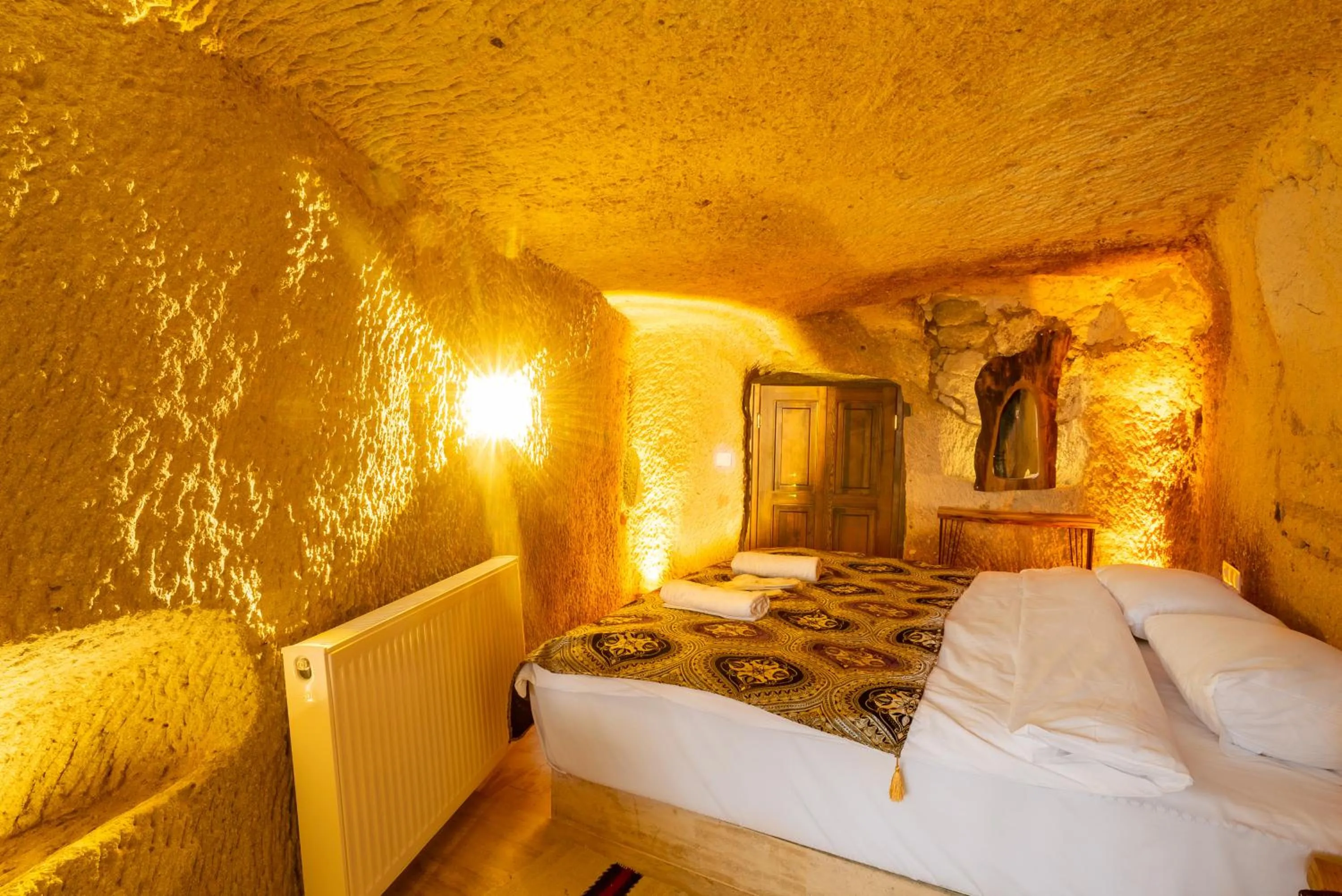 Bed in Cappadocia Snora Cave