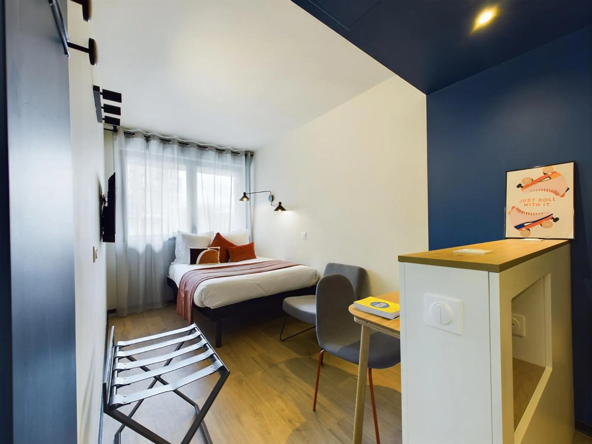 Photo of the whole room, Bed in Hife Gentilly Paris Sud Porte d'Italie