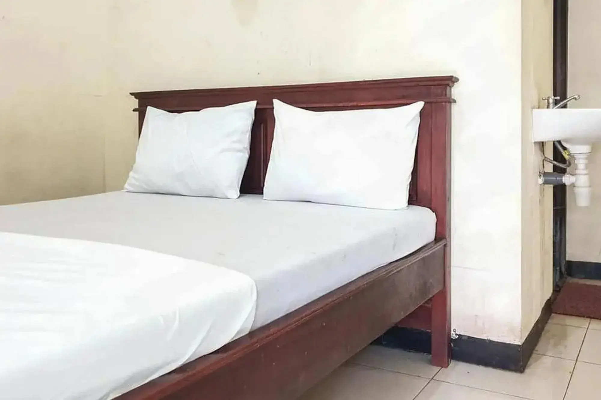 Penginapan Sinar Harapan near GOR Mastrip Probolinggo Penginapan Sinar Harapan near GOR Mastrip Probolinggo