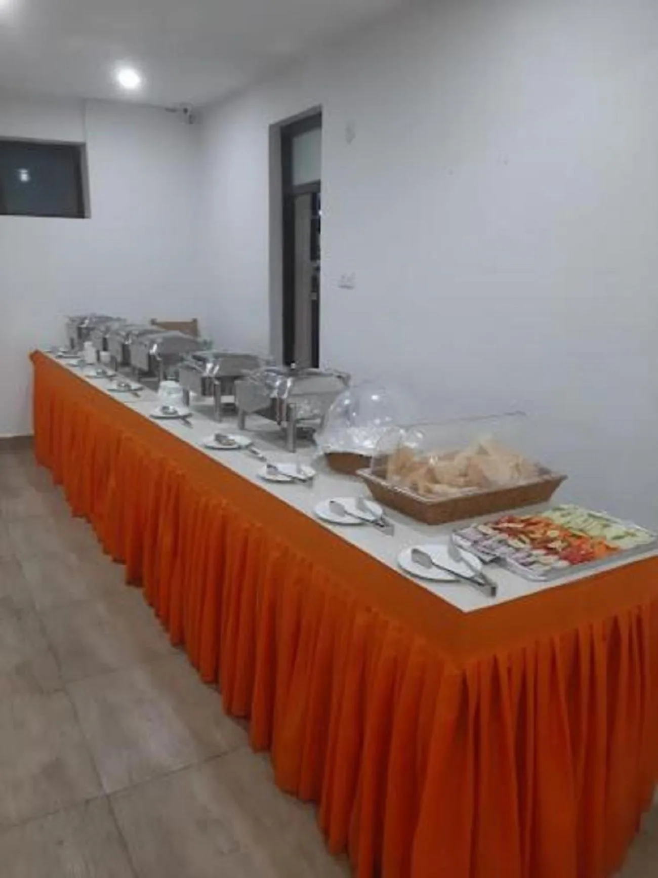 Restaurant/places to eat in Hotel Sky Desert - Leh Ladakh UT