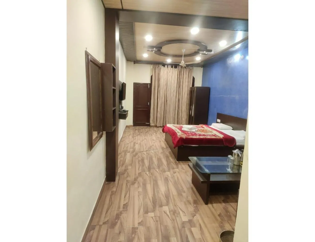 Bed in Shining Star Resort, Khajjiar