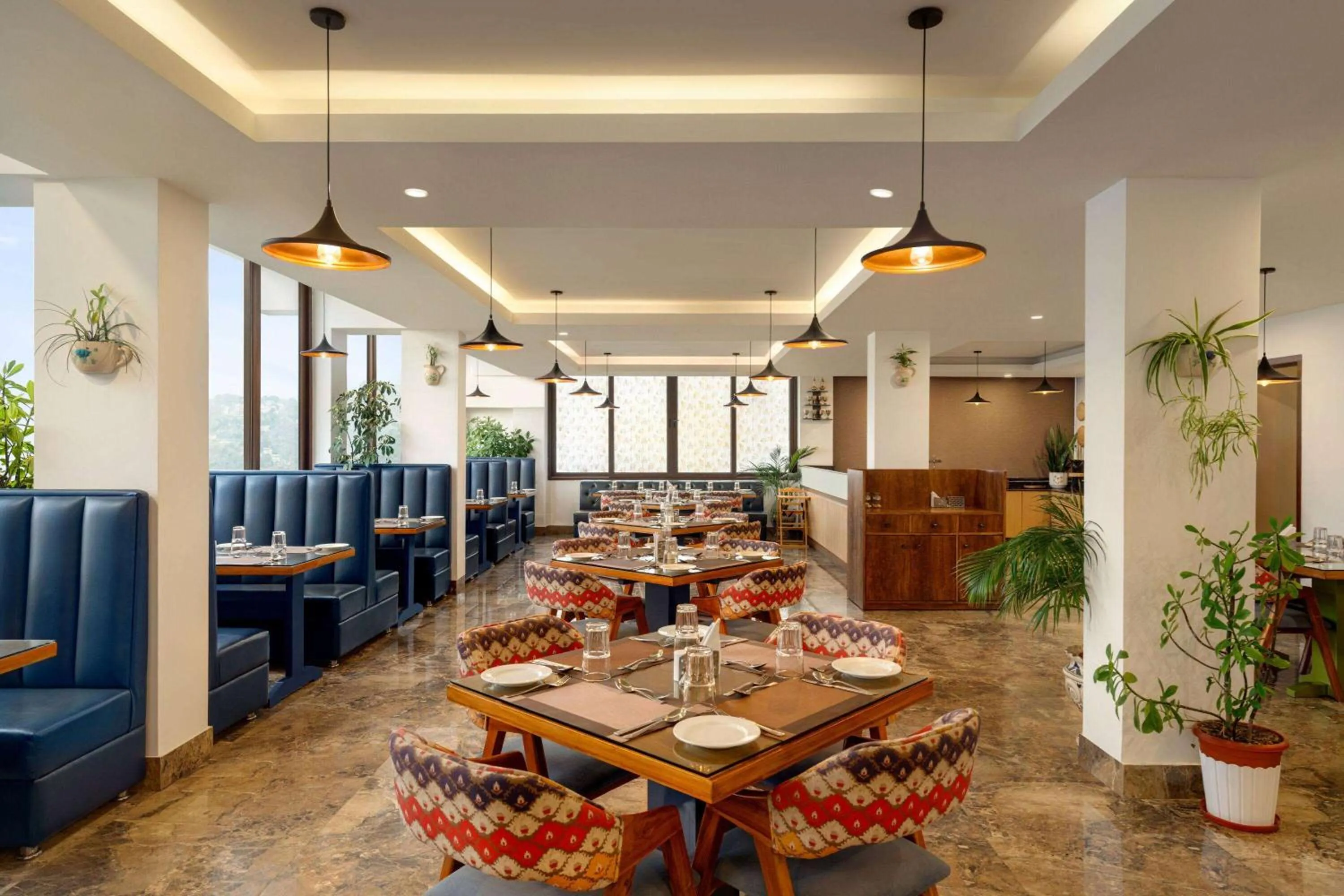 Restaurant/places to eat in Days Inn by Wyndham Gangtok Tadong