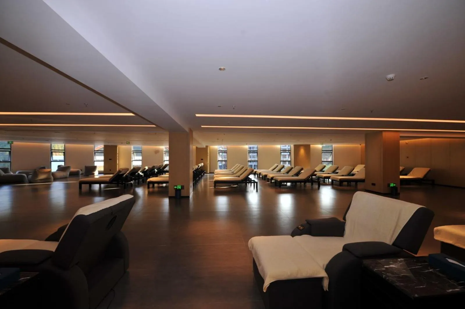 Spa and wellness centre/facilities in Wyndham Grand Plaza Royale Hot Springs Fenghuang