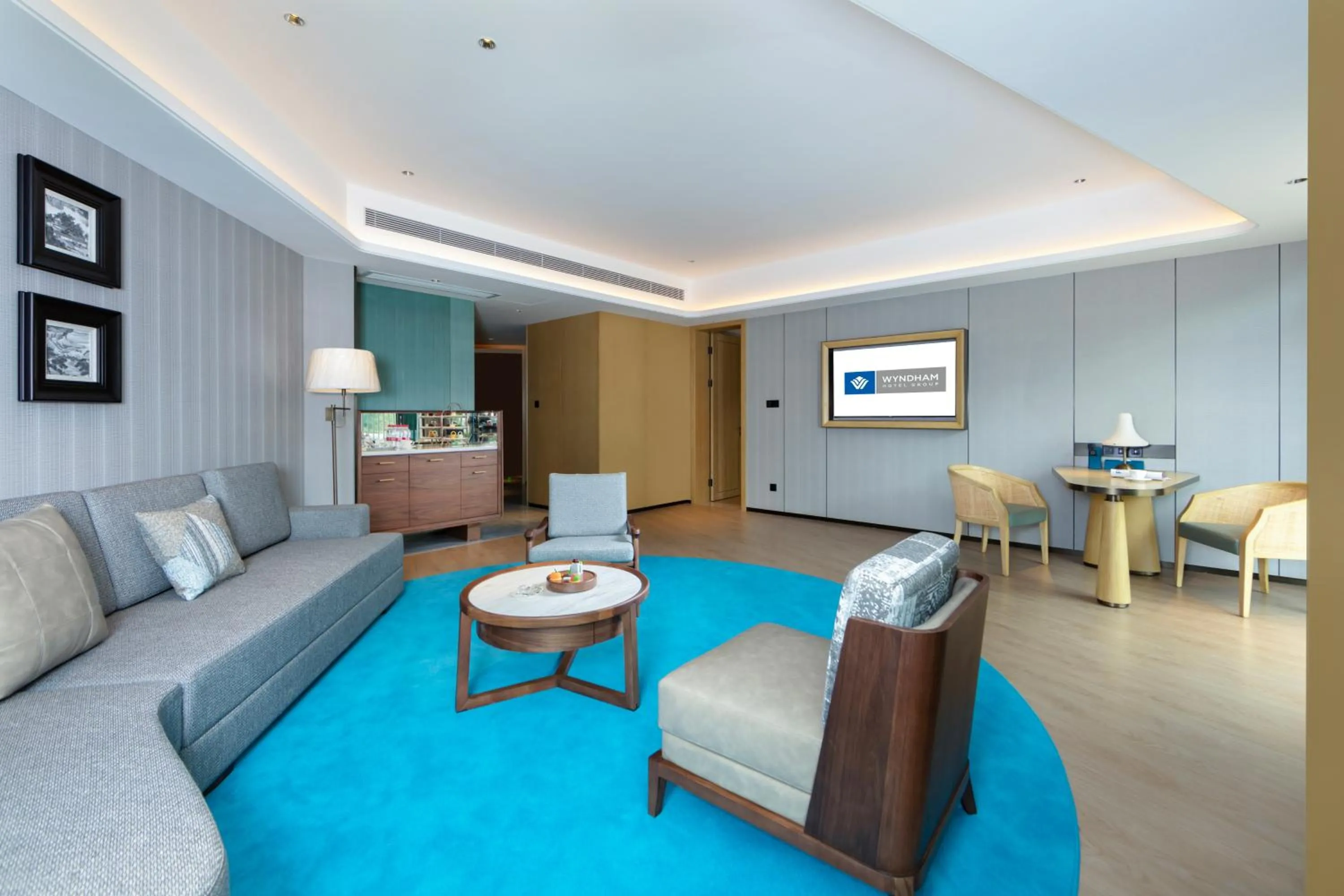 Wyndham Grand Plaza Royale Hot Springs Fenghuang