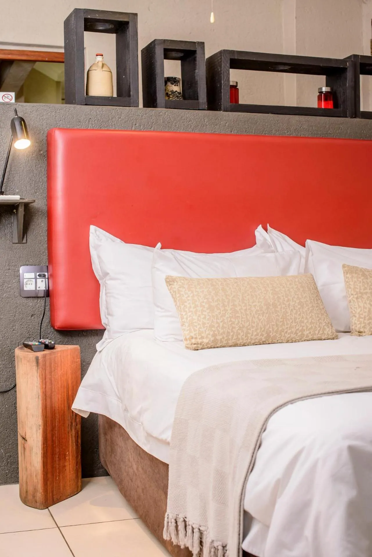 Bed in Zebrina Guest House