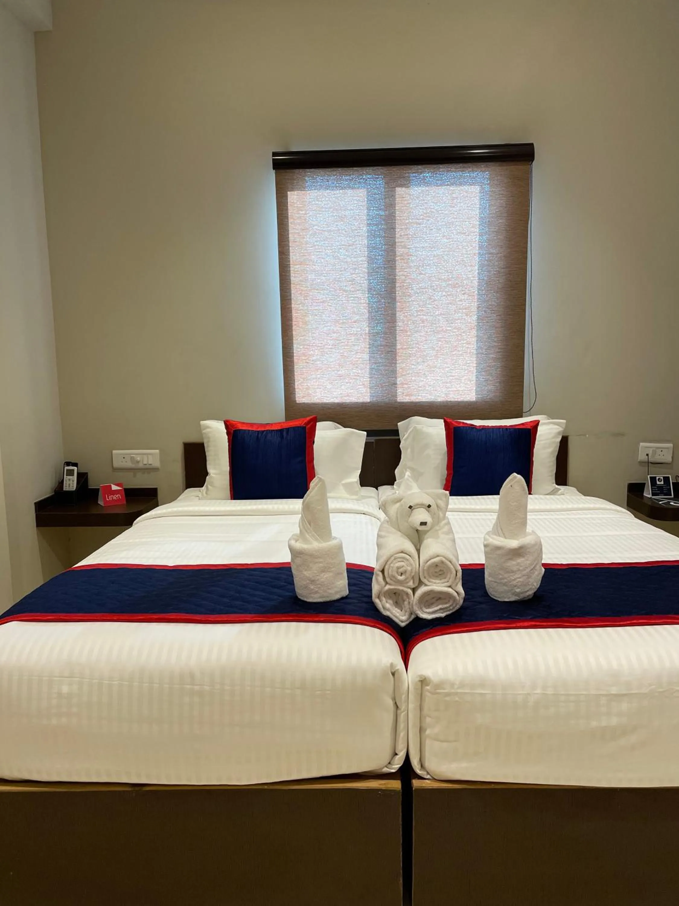 Bed in Zip By Spree Hotels Bhopal