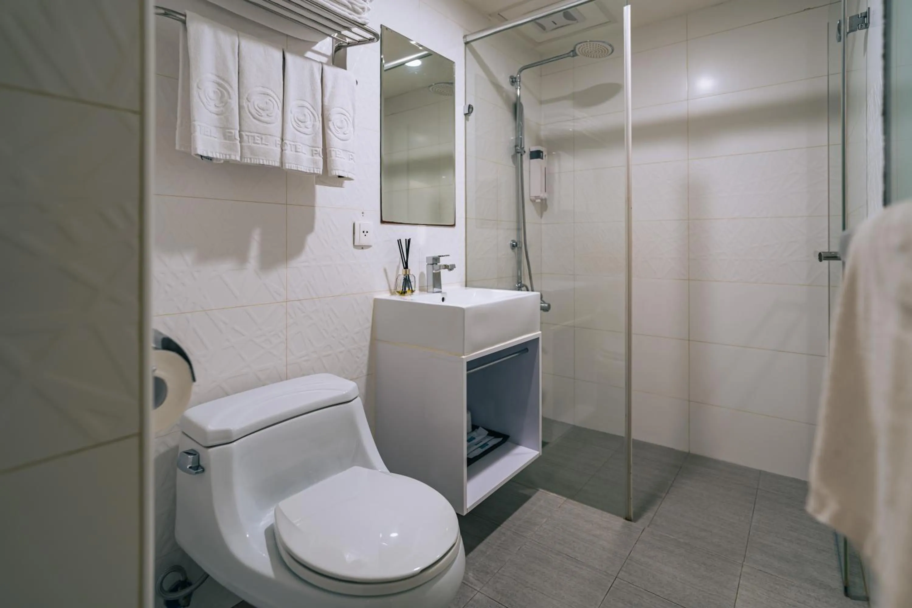 Hotel Puri Taipei Station Branch