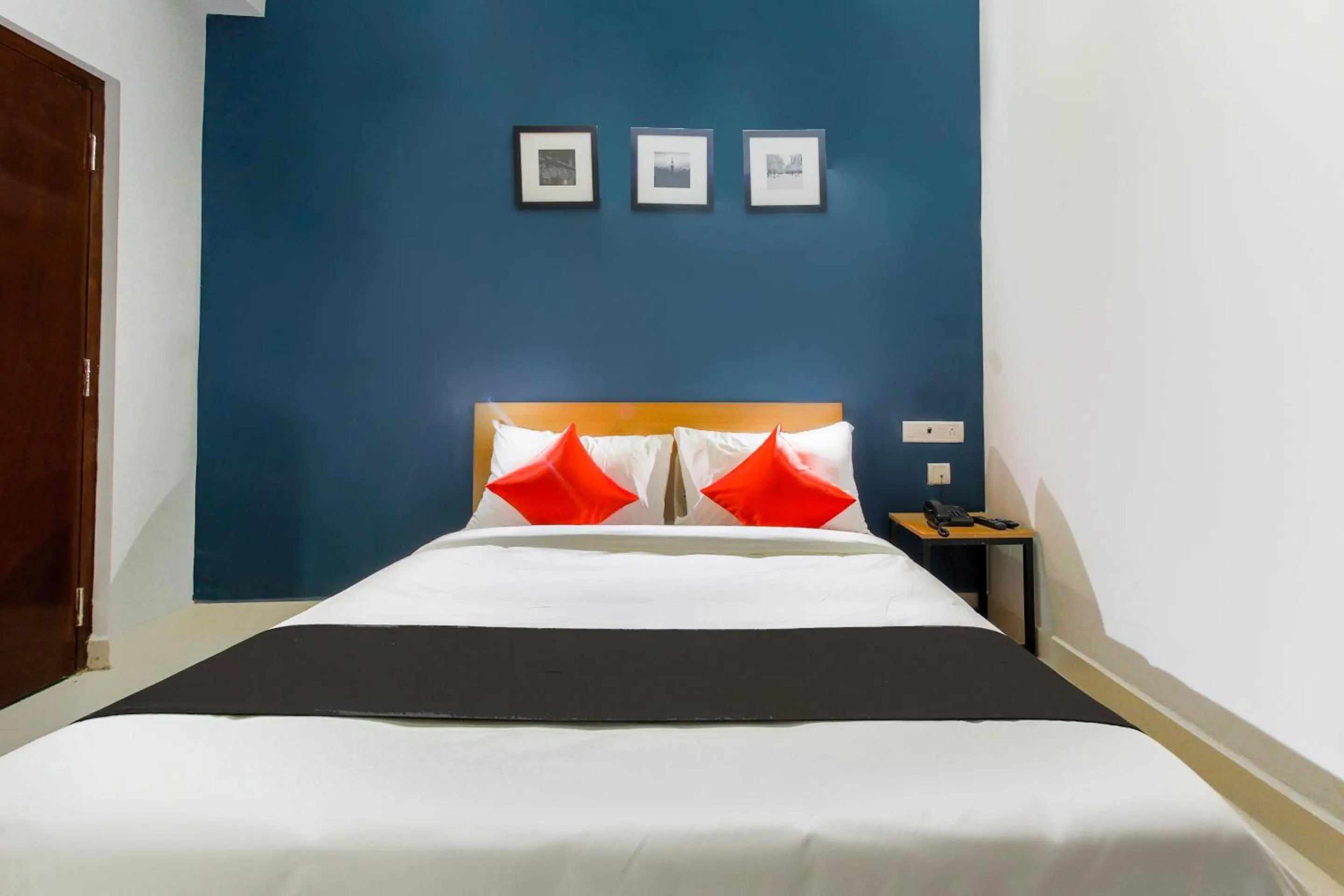 Bedroom in Hotel O Murugan Rooms