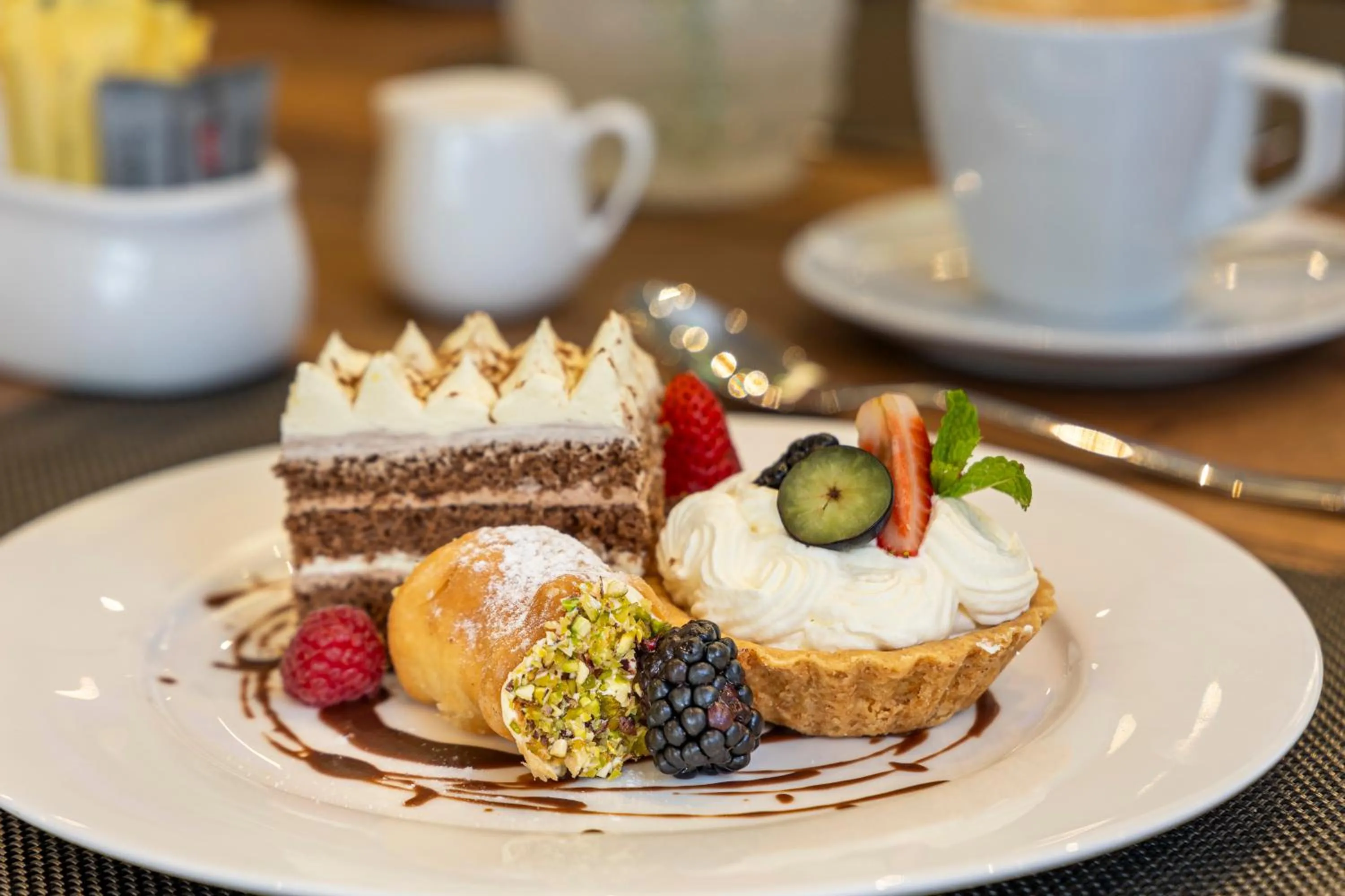 Restaurant/places to eat in Coastlands Skye Hotel, Ridgeside, Umhlanga