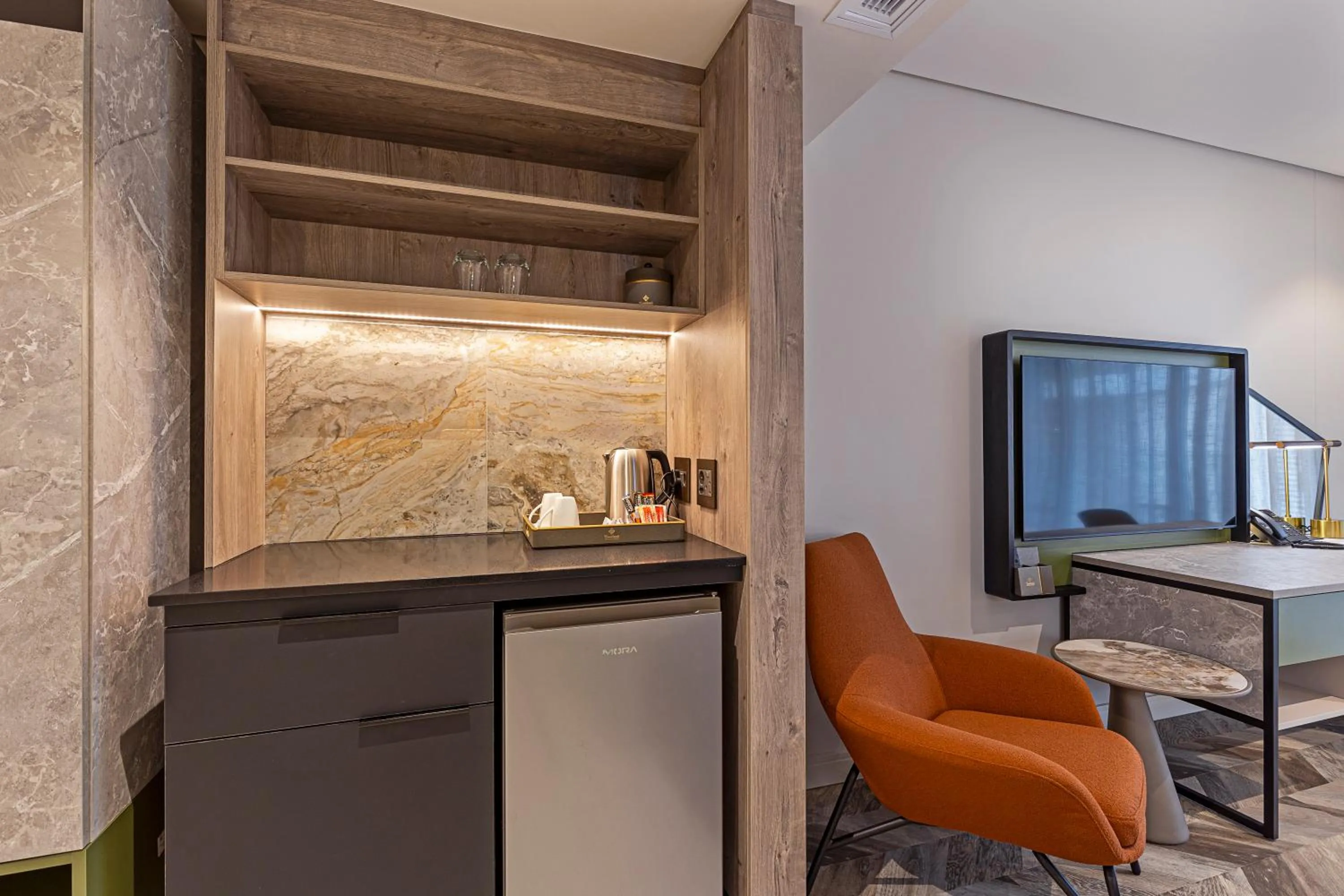 Coffee/tea facilities in Coastlands Skye Hotel, Ridgeside, Umhlanga