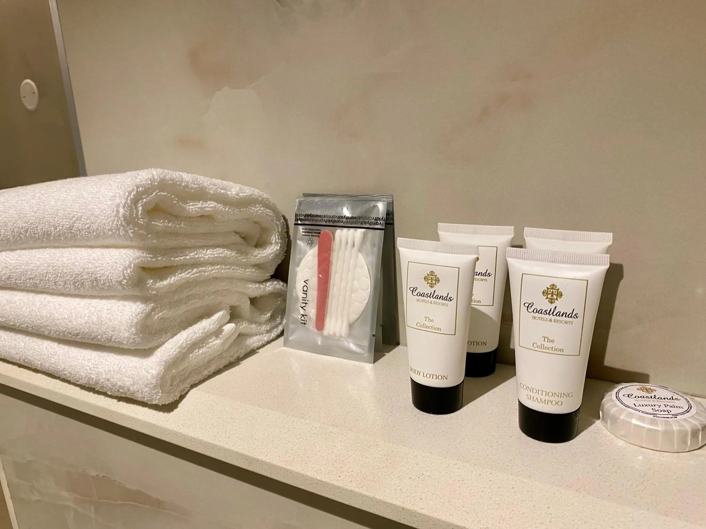 Bathroom in Coastlands Skye Hotel, Ridgeside, Umhlanga