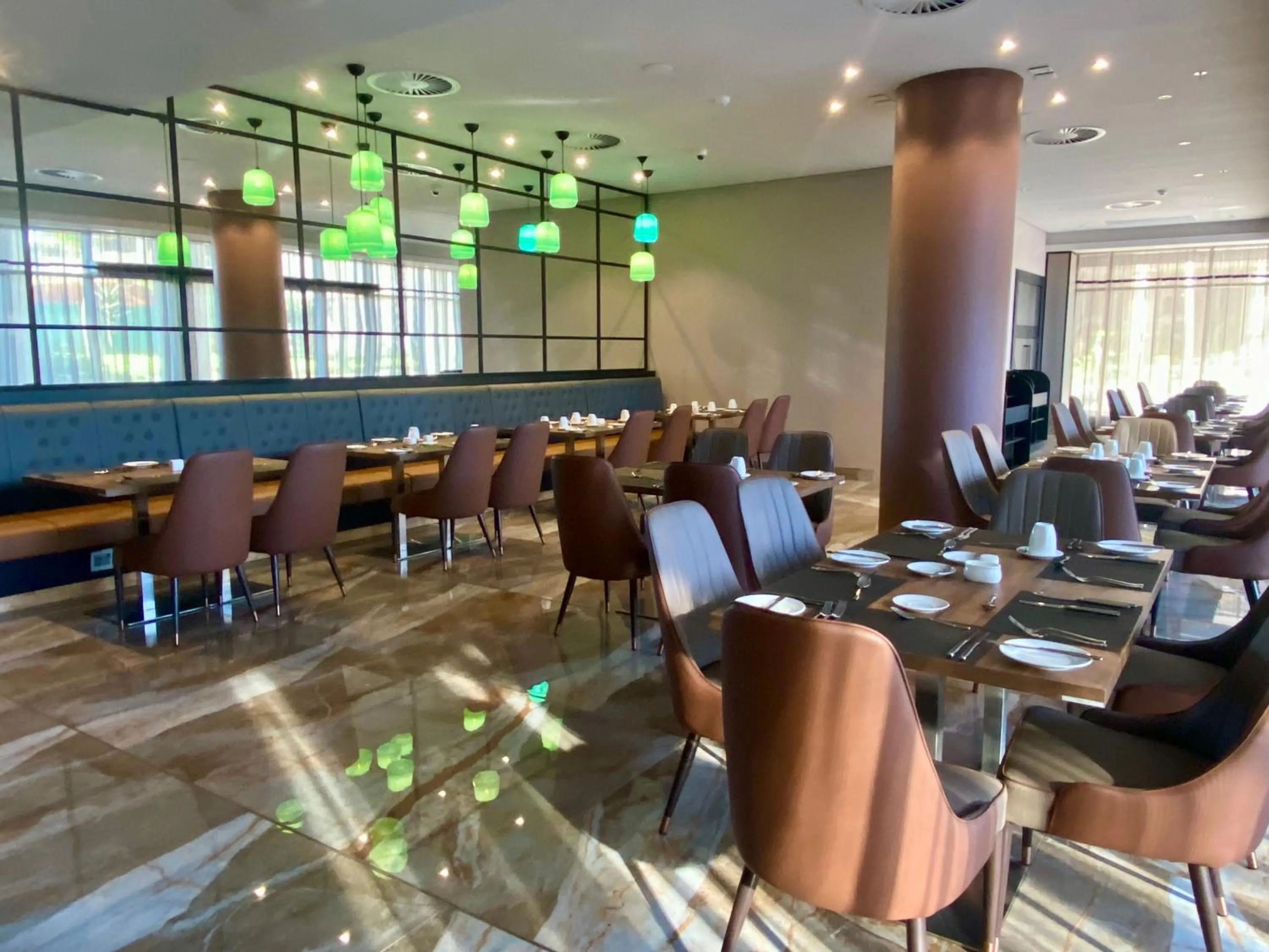 Restaurant/places to eat in Coastlands Skye Hotel, Ridgeside, Umhlanga