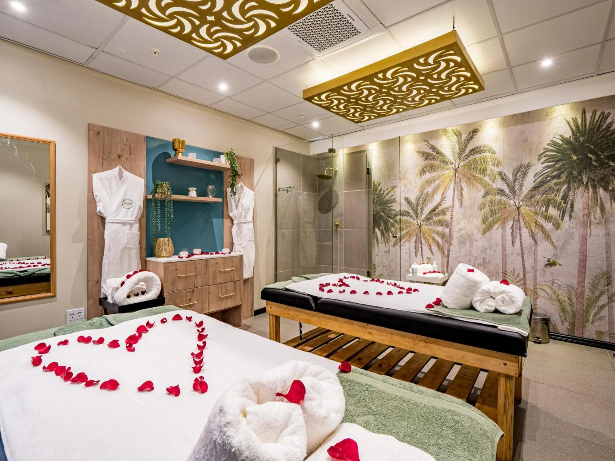 Bed in Coastlands Skye Hotel, Ridgeside, Umhlanga