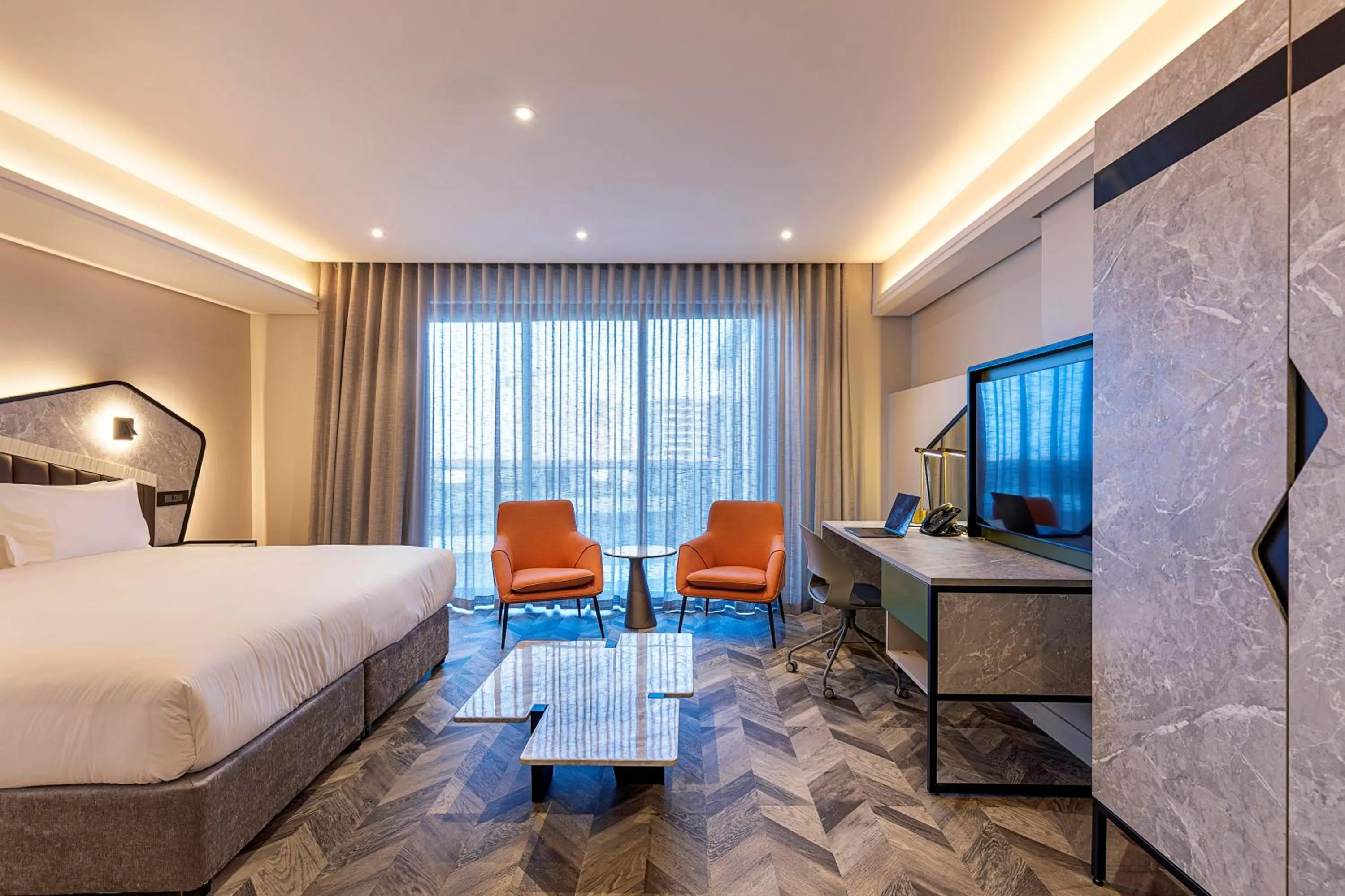 Seating area, Bed in Coastlands Skye Hotel, Ridgeside, Umhlanga