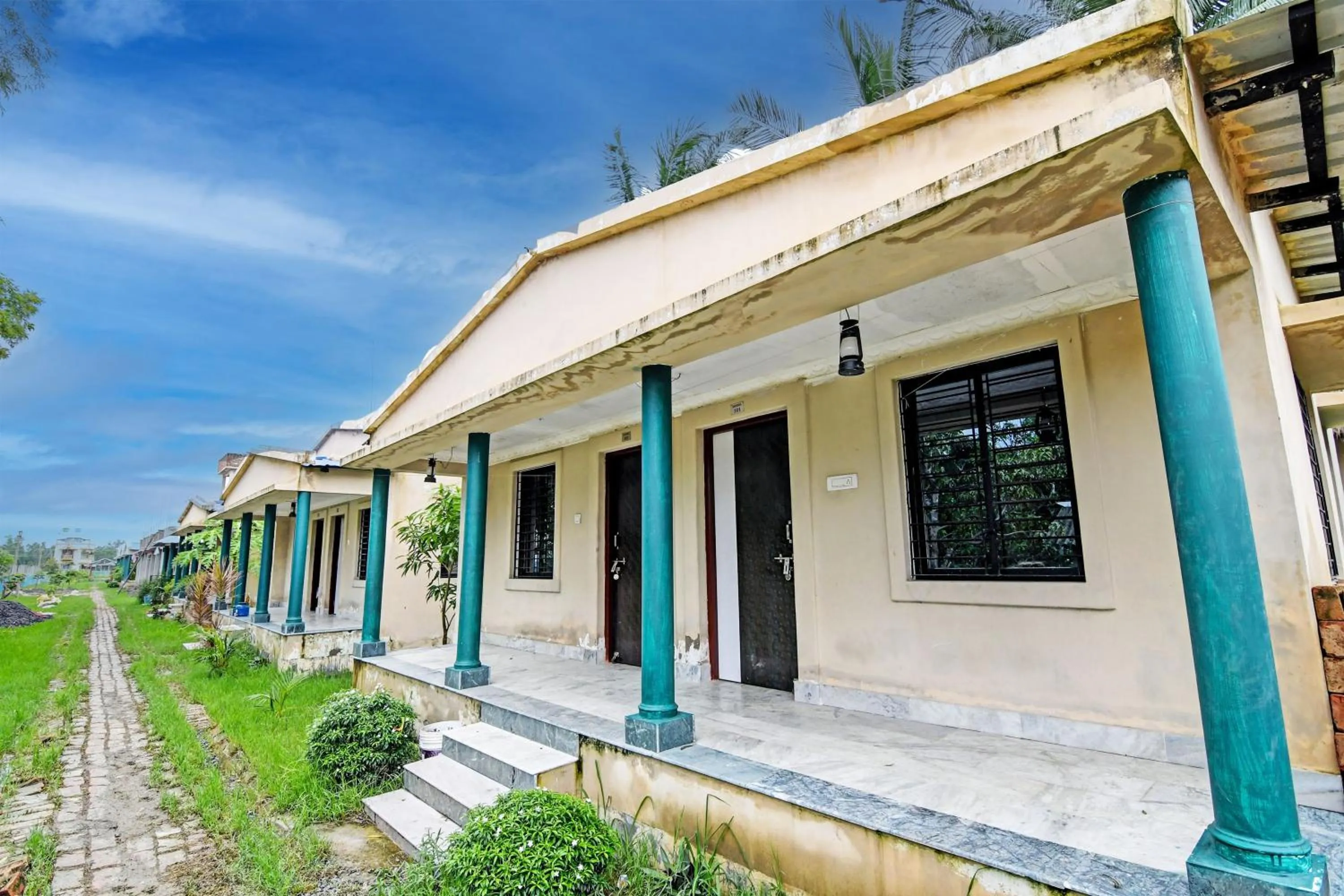 Facade/entrance in SPOT ON Sundarban Sanjog Mangrove Resort