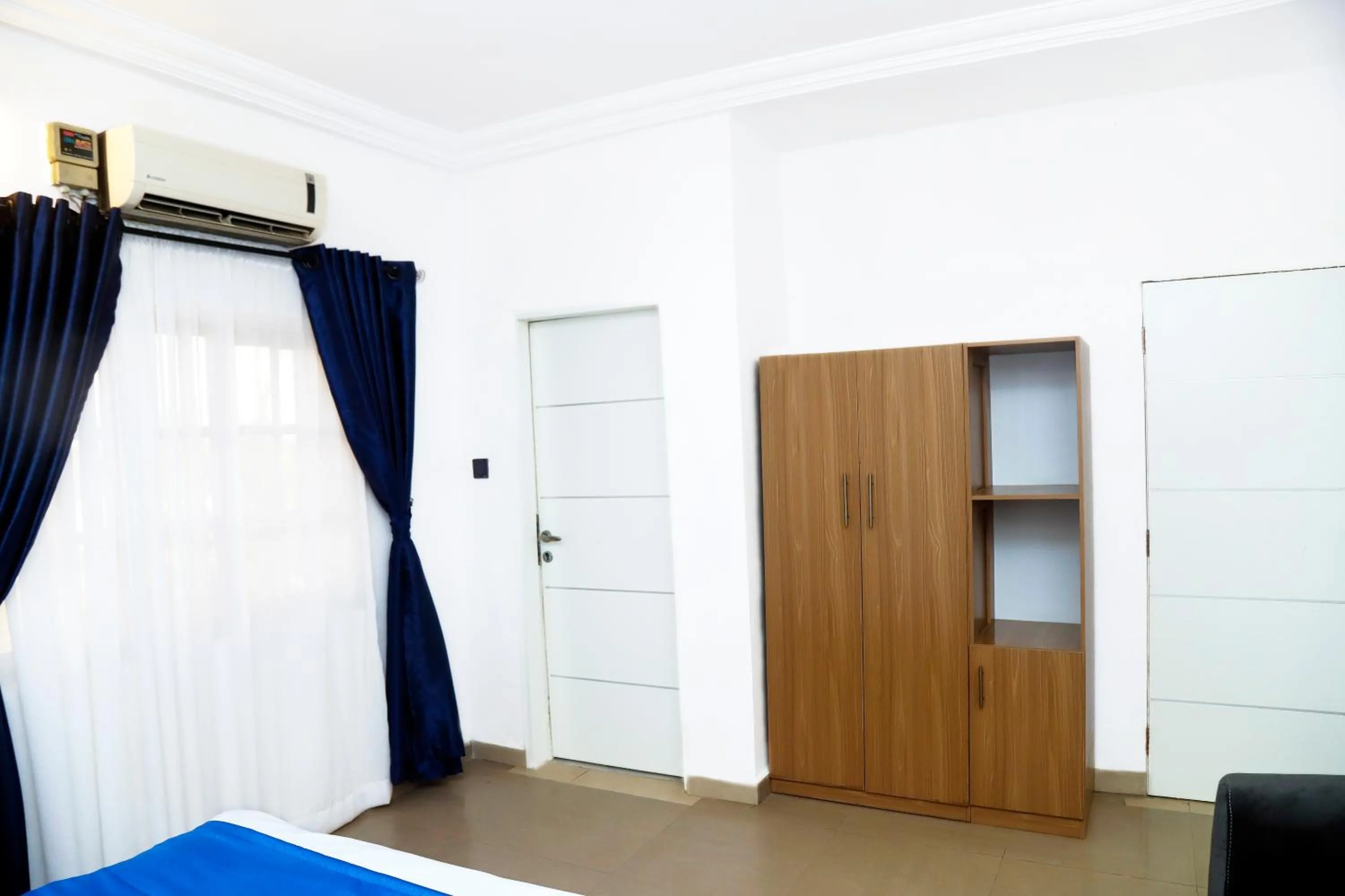 Bed in Western Dreams Hotel