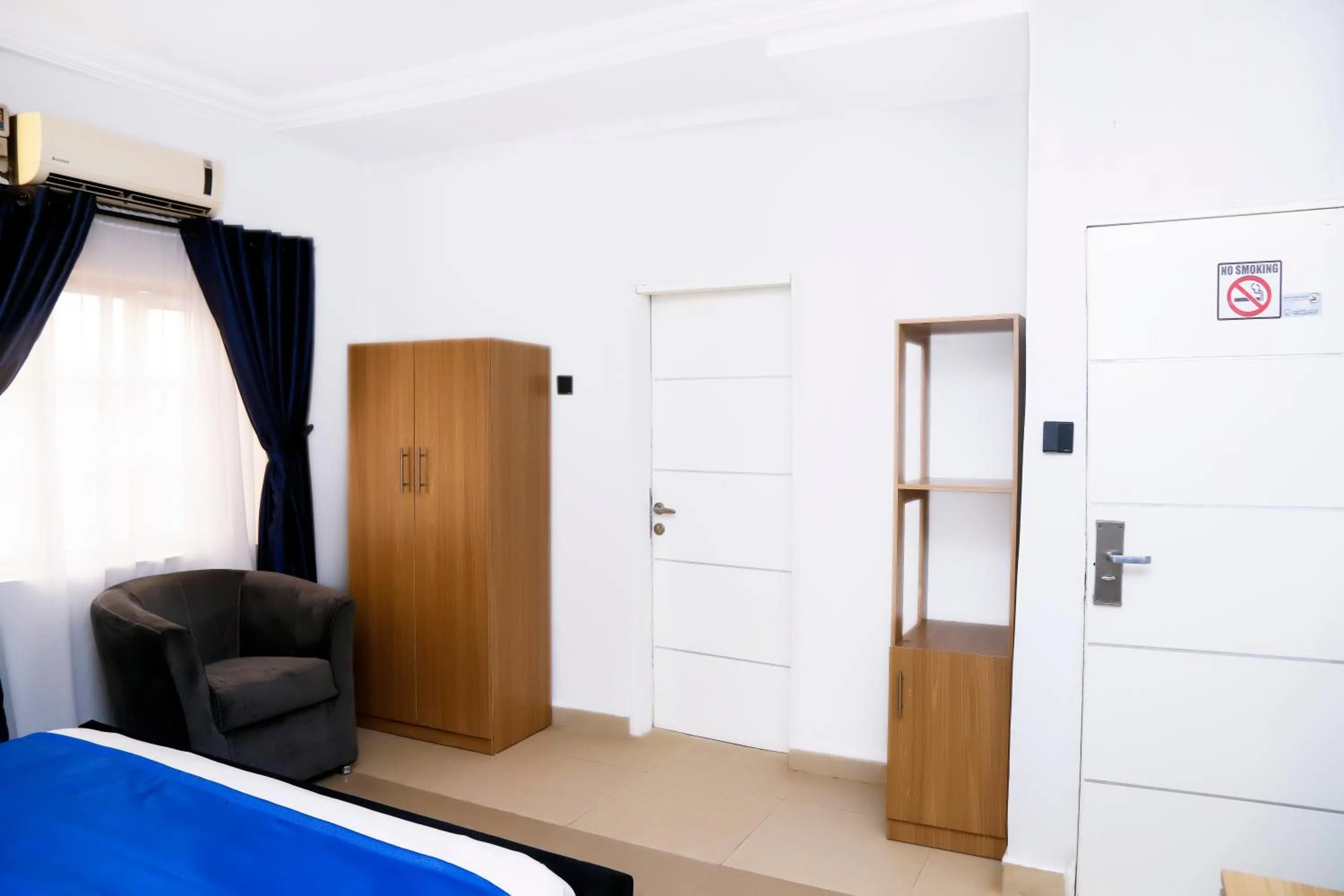 Bed in Western Dreams Hotel