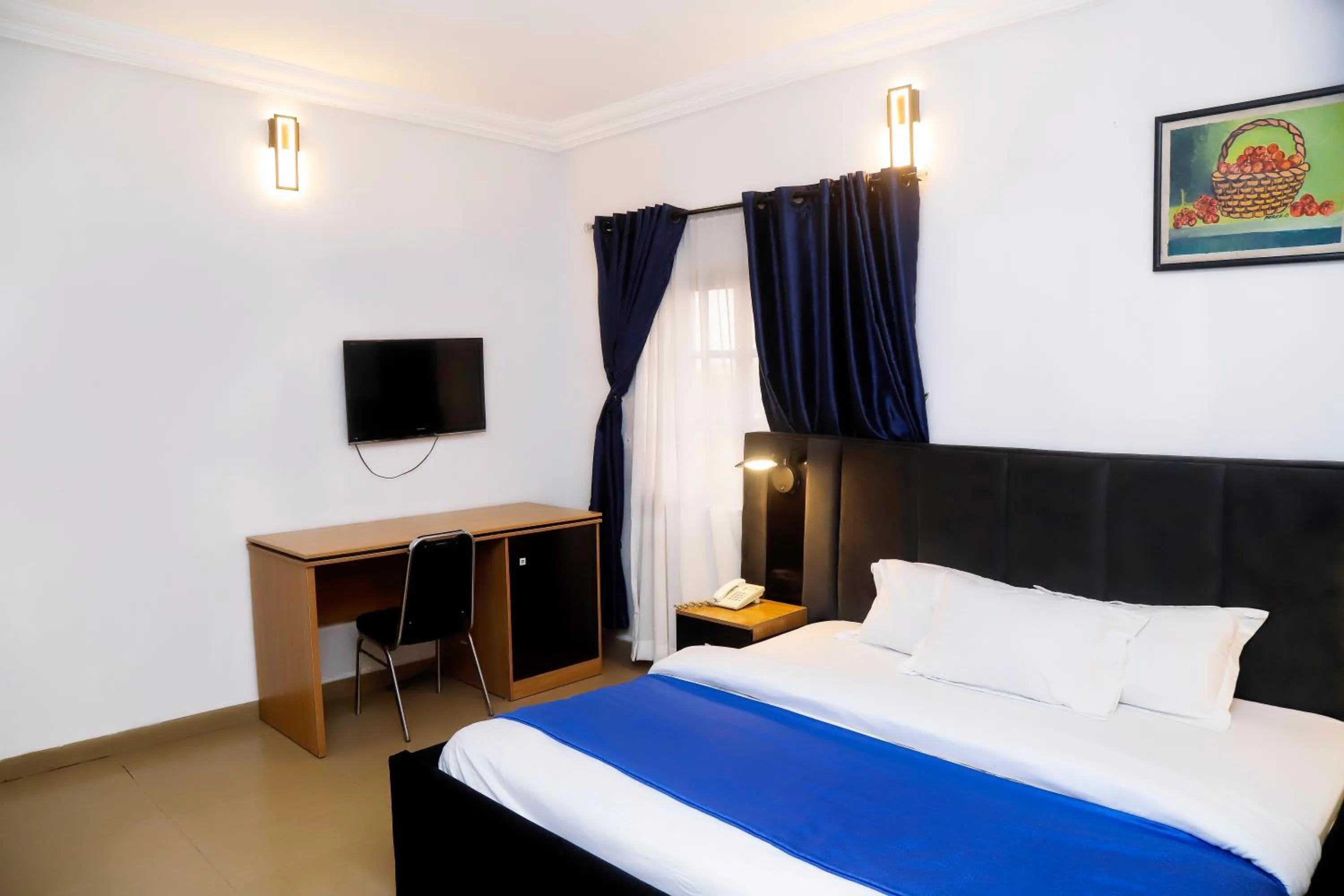 Bed in Western Dreams Hotel