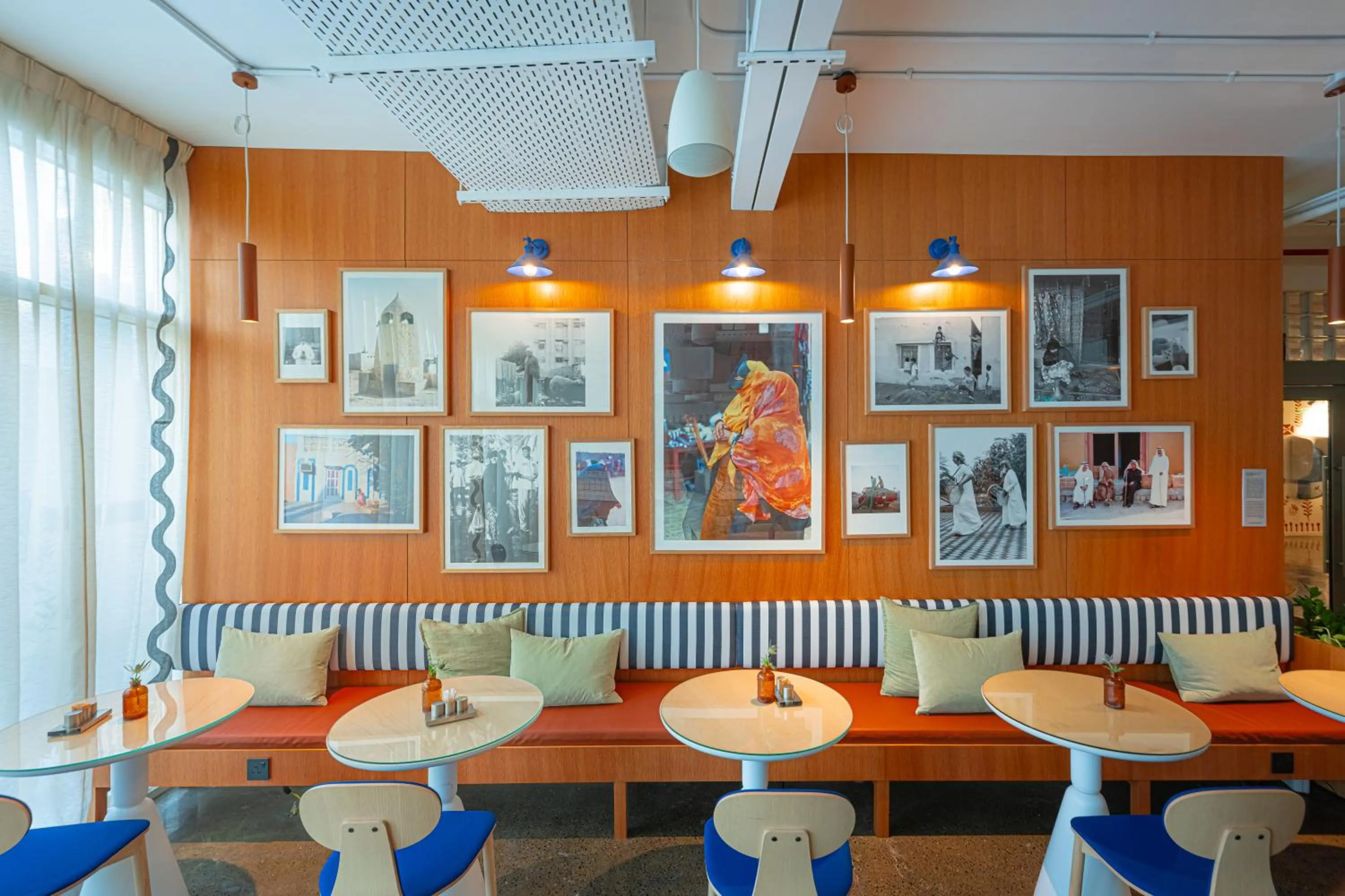 Restaurant/places to eat in Shada Hotel Dubai - فندق شدا دبي