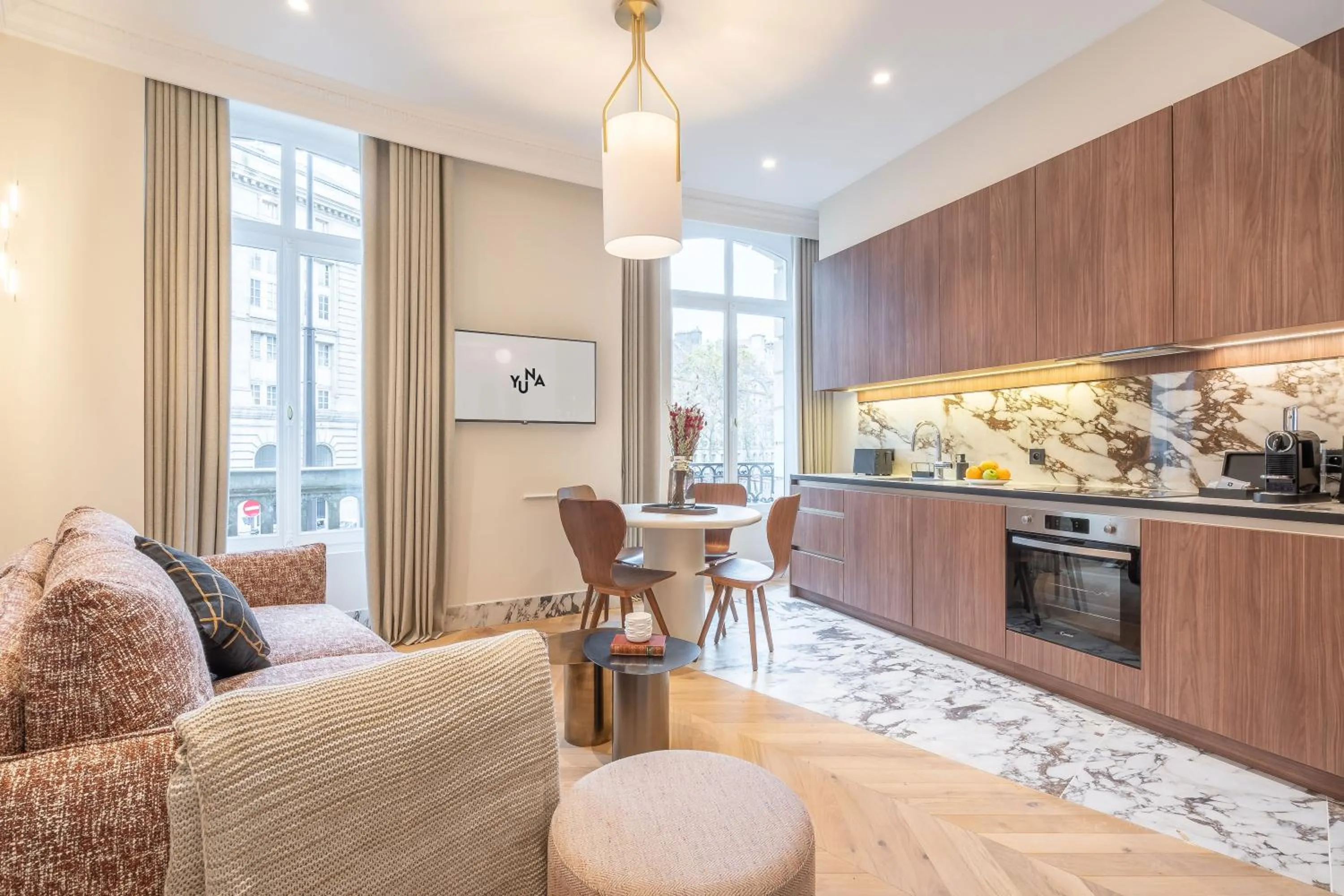 Living room in Yuna Saint-Germain-des-Prés - Serviced Apartments