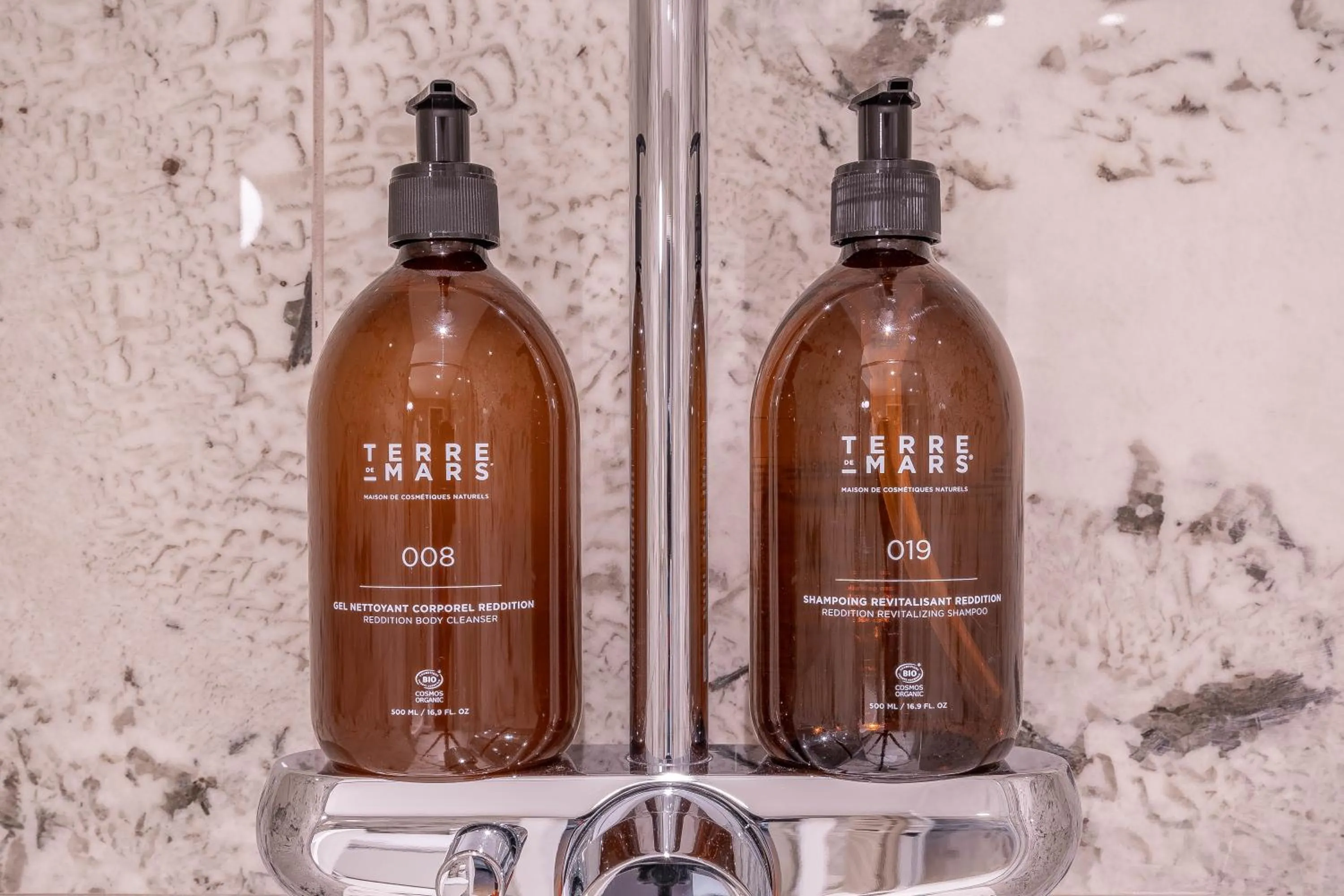 Bathroom in Yuna Saint-Germain-des-Prés - Serviced Apartments