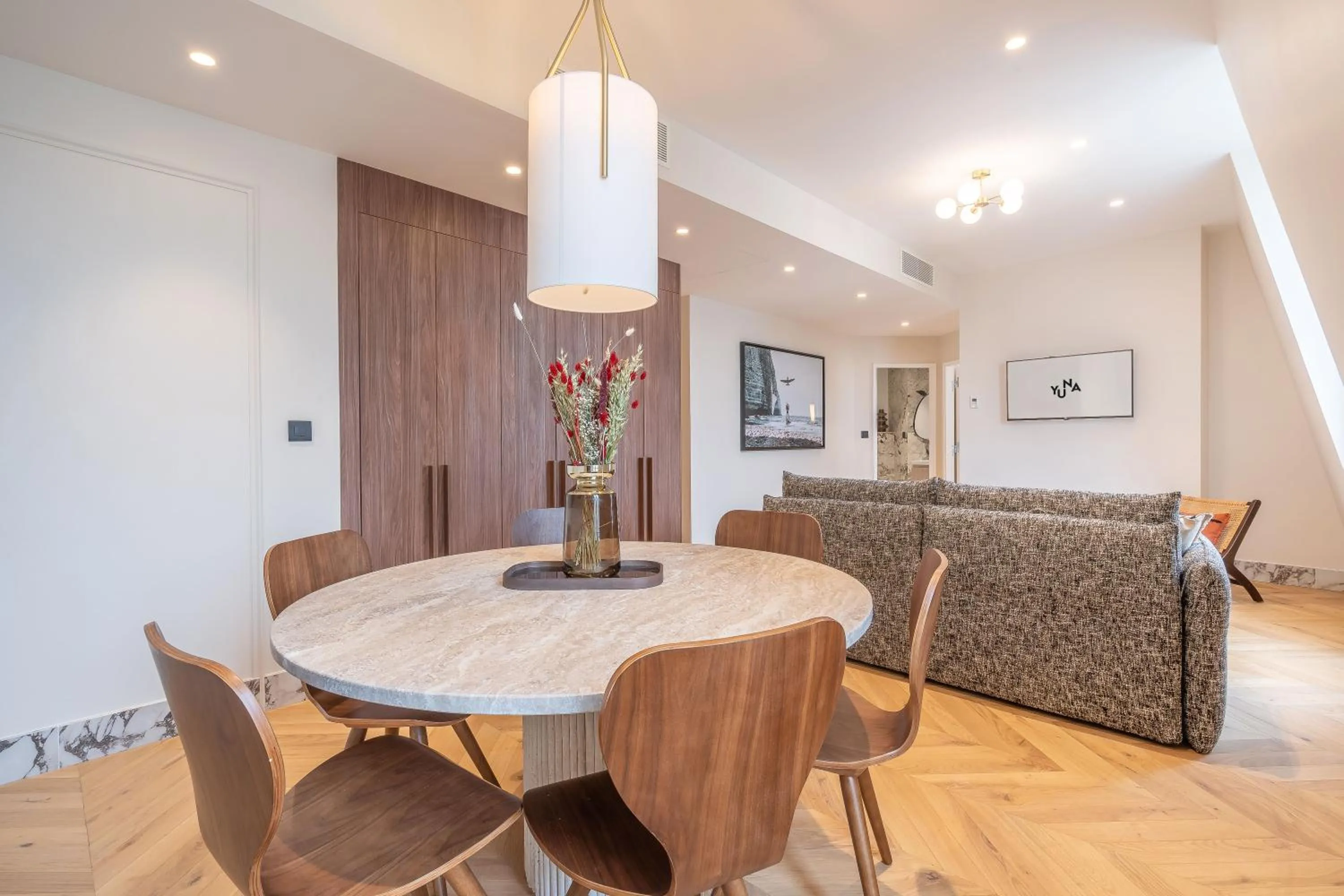 Living room in Yuna Saint-Germain-des-Prés - Serviced Apartments