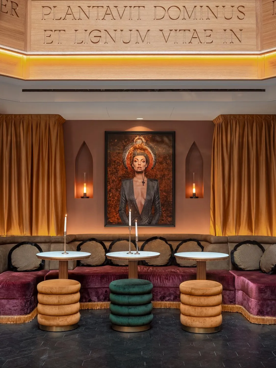 Restaurant/places to eat in Boudoir des Muses