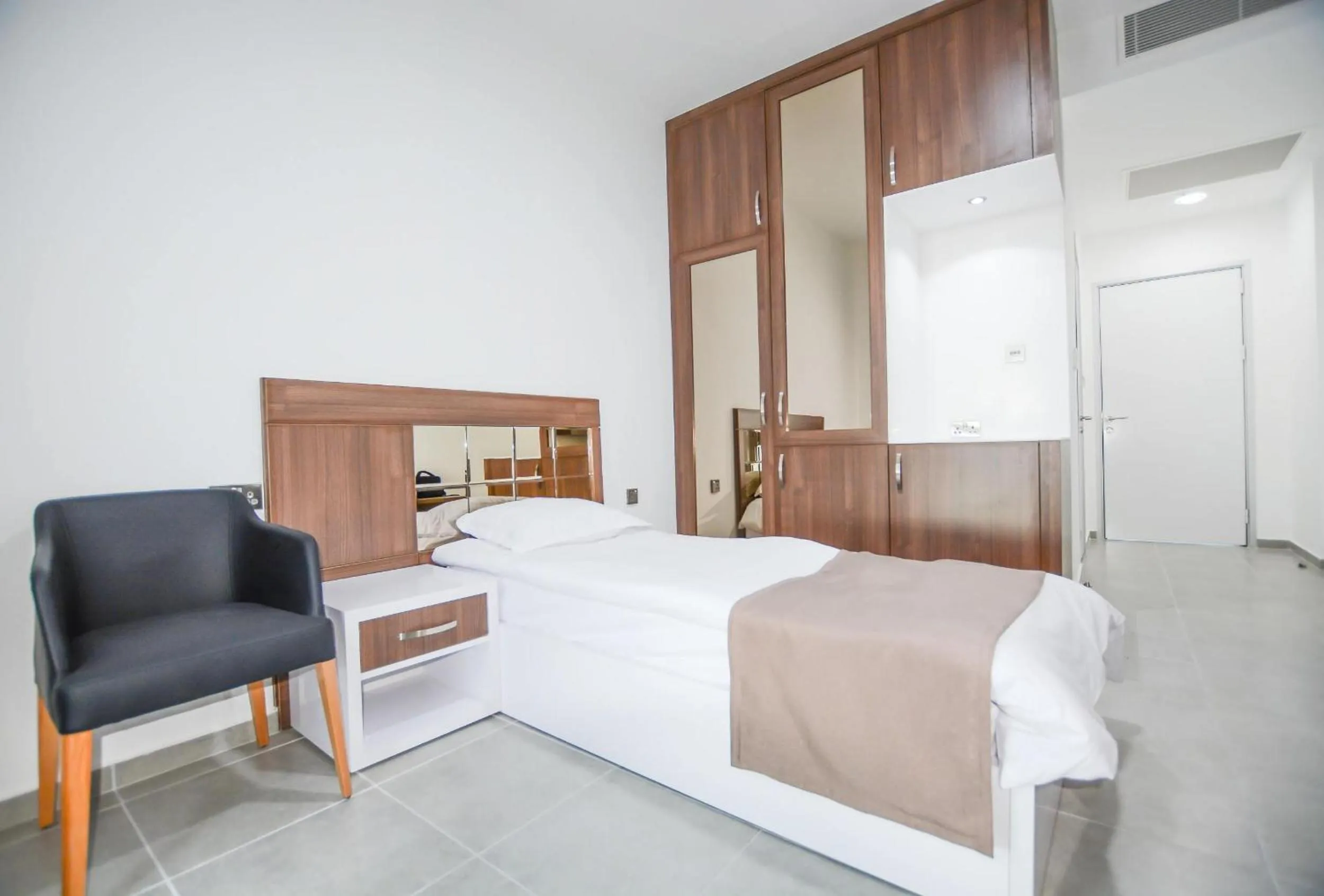 Bed in Dorana Hotel Lefkoşa