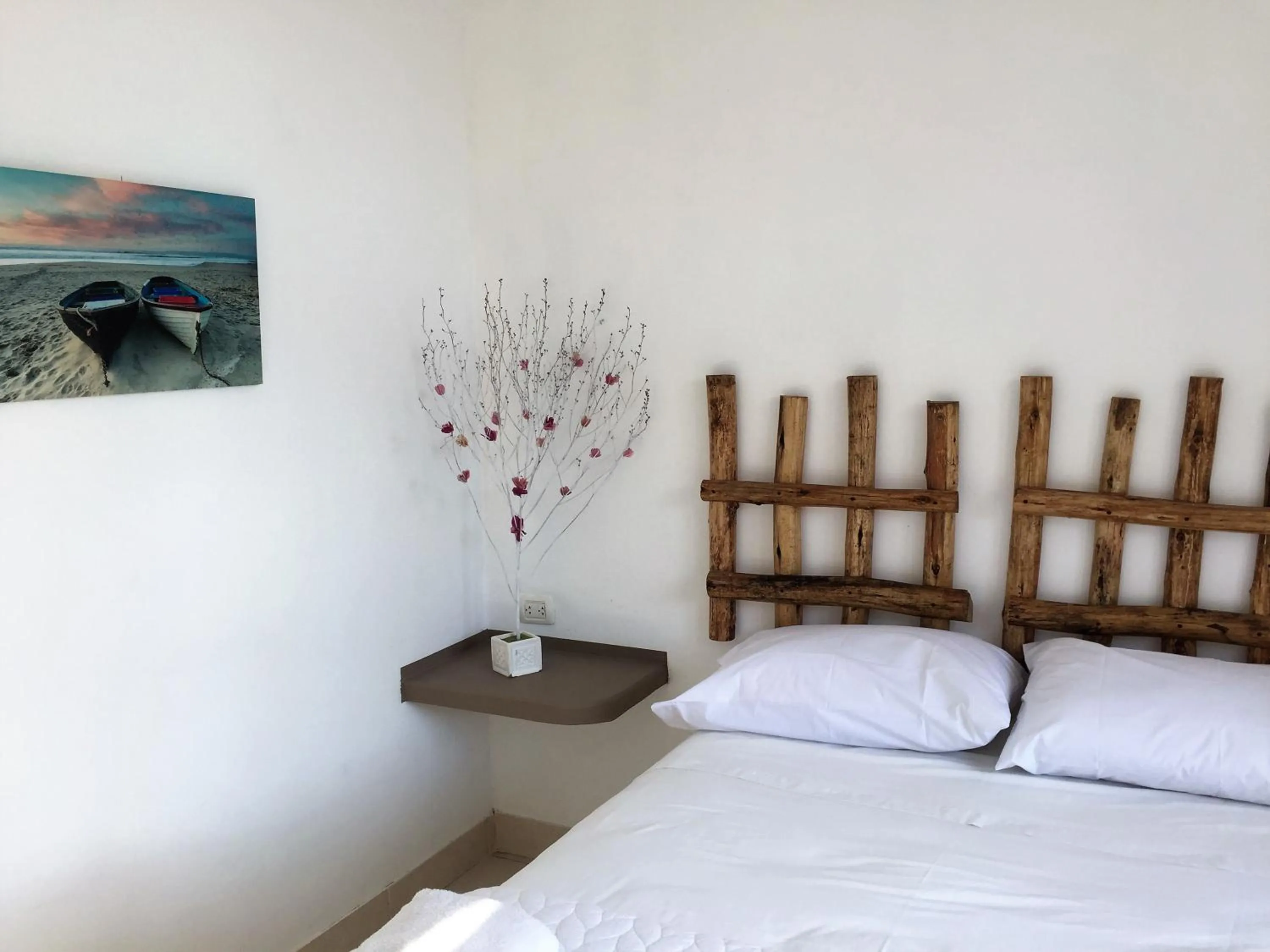 Bedroom, Bed in Hotel Puerto Antiguo