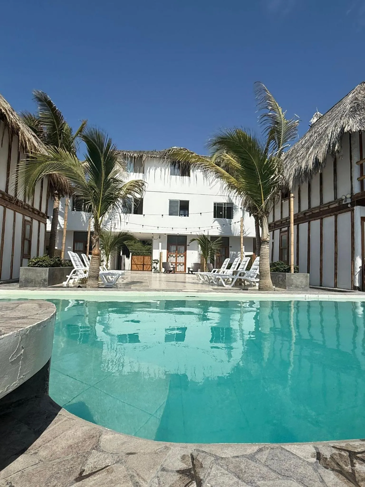 Property building in Hotel Puerto Antiguo