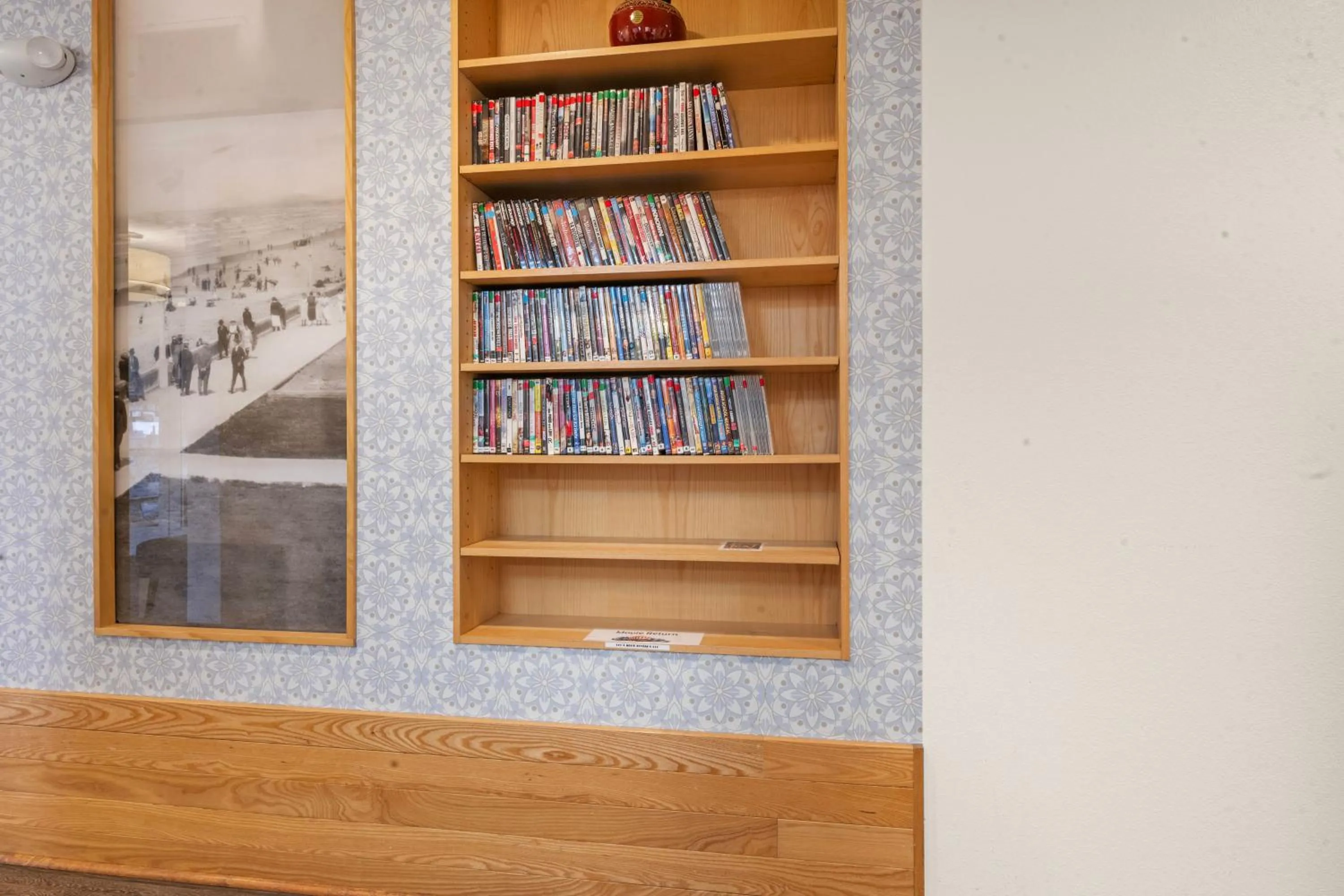 Entertainment in River Inn at Seaside