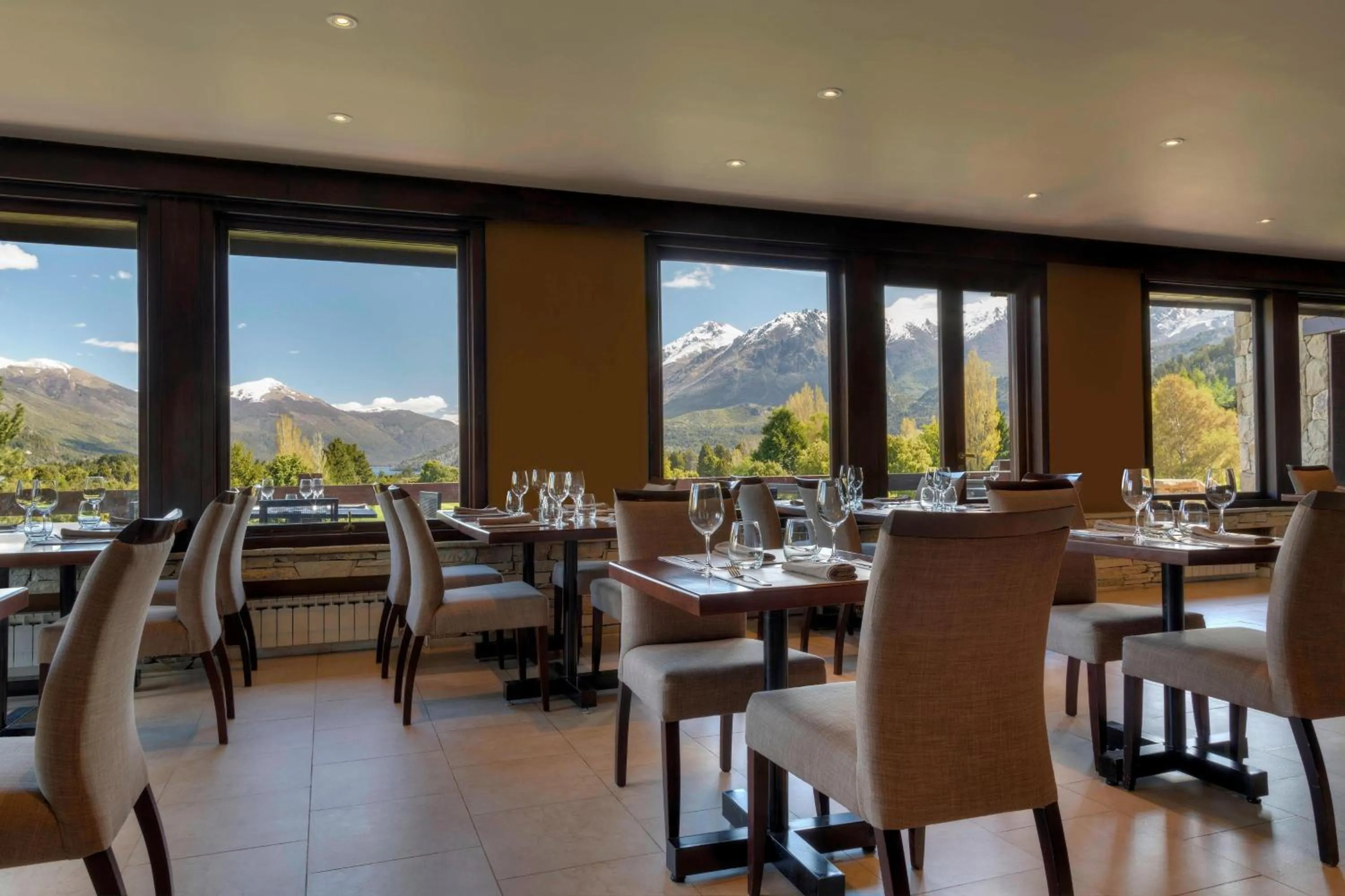 Restaurant/places to eat in Arelauquen Lodge, a Tribute Portfolio Hotel